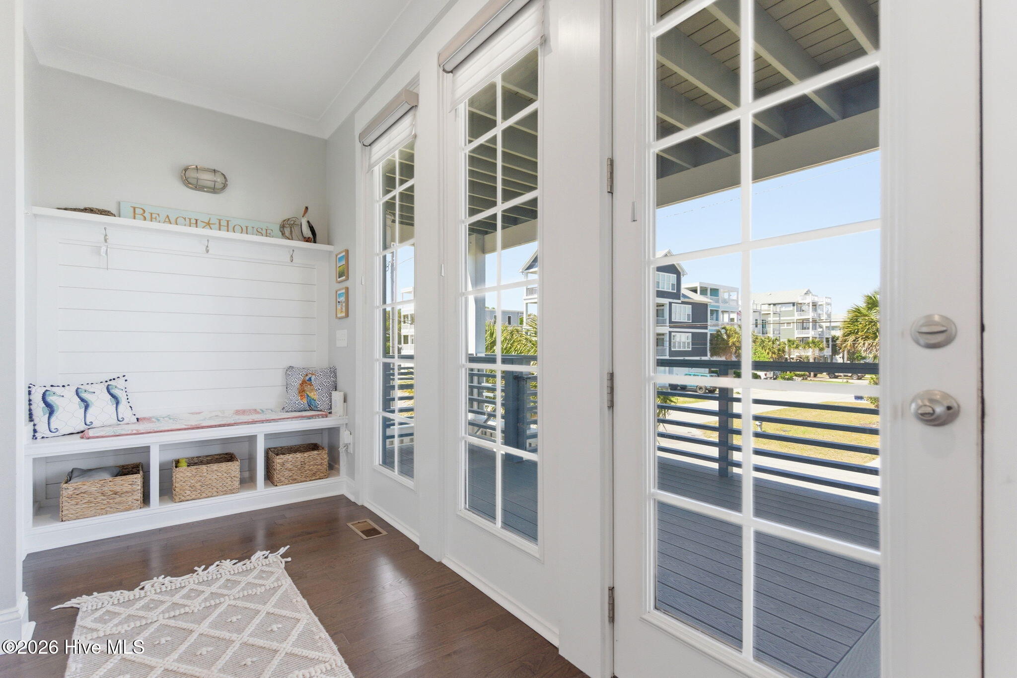 100570056 | Photo 20