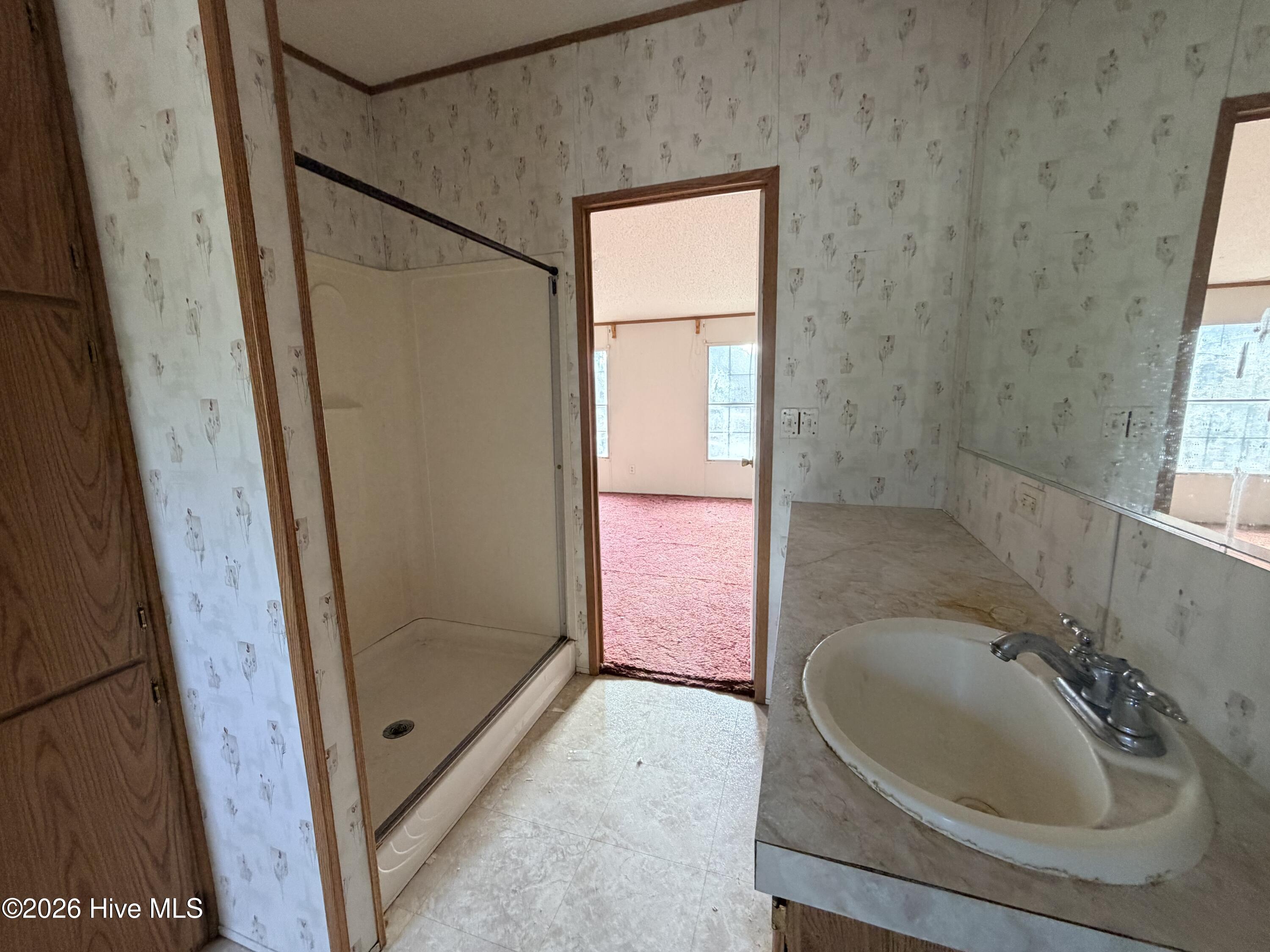 100548308 | Photo 10