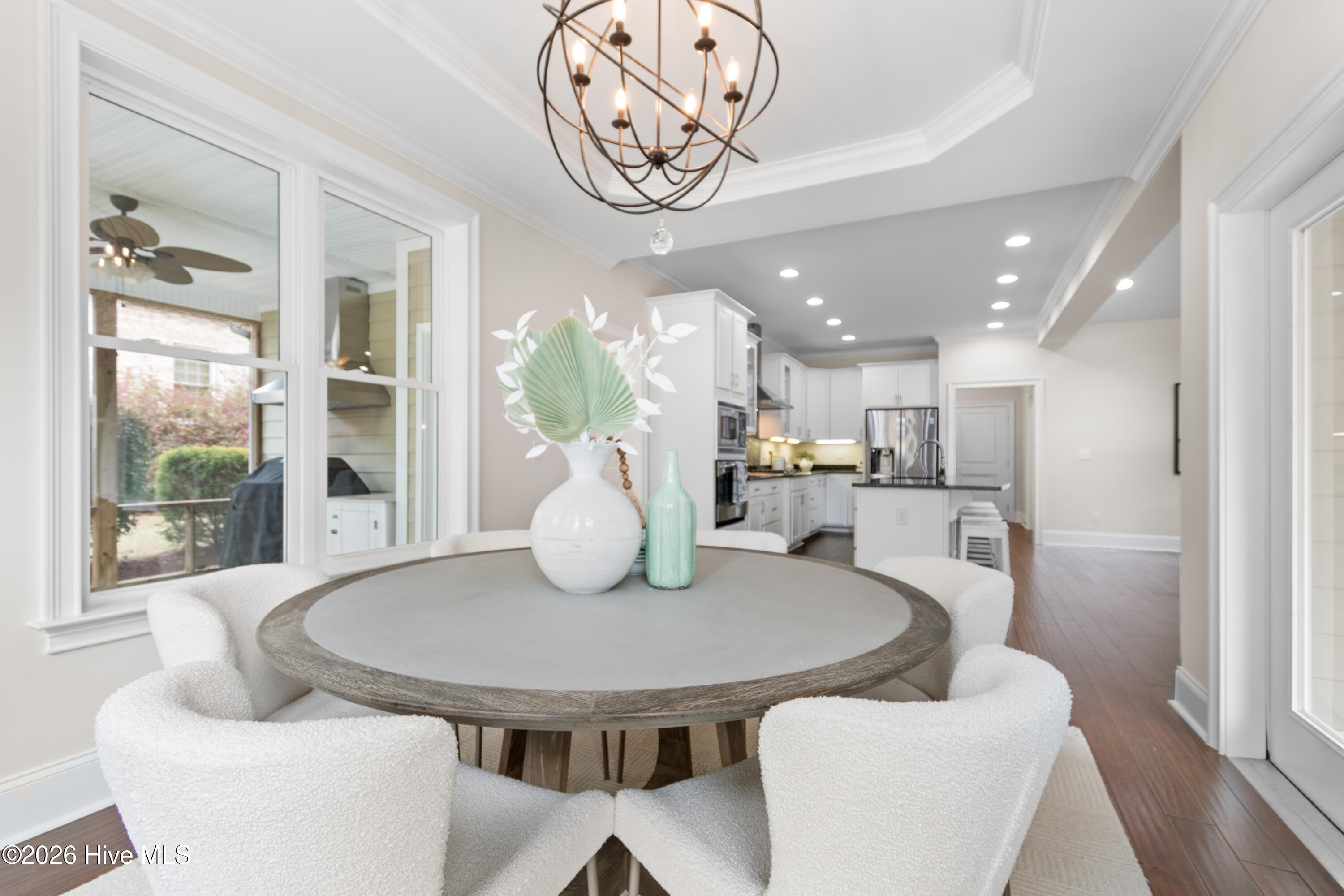 100556573 | Photo 22