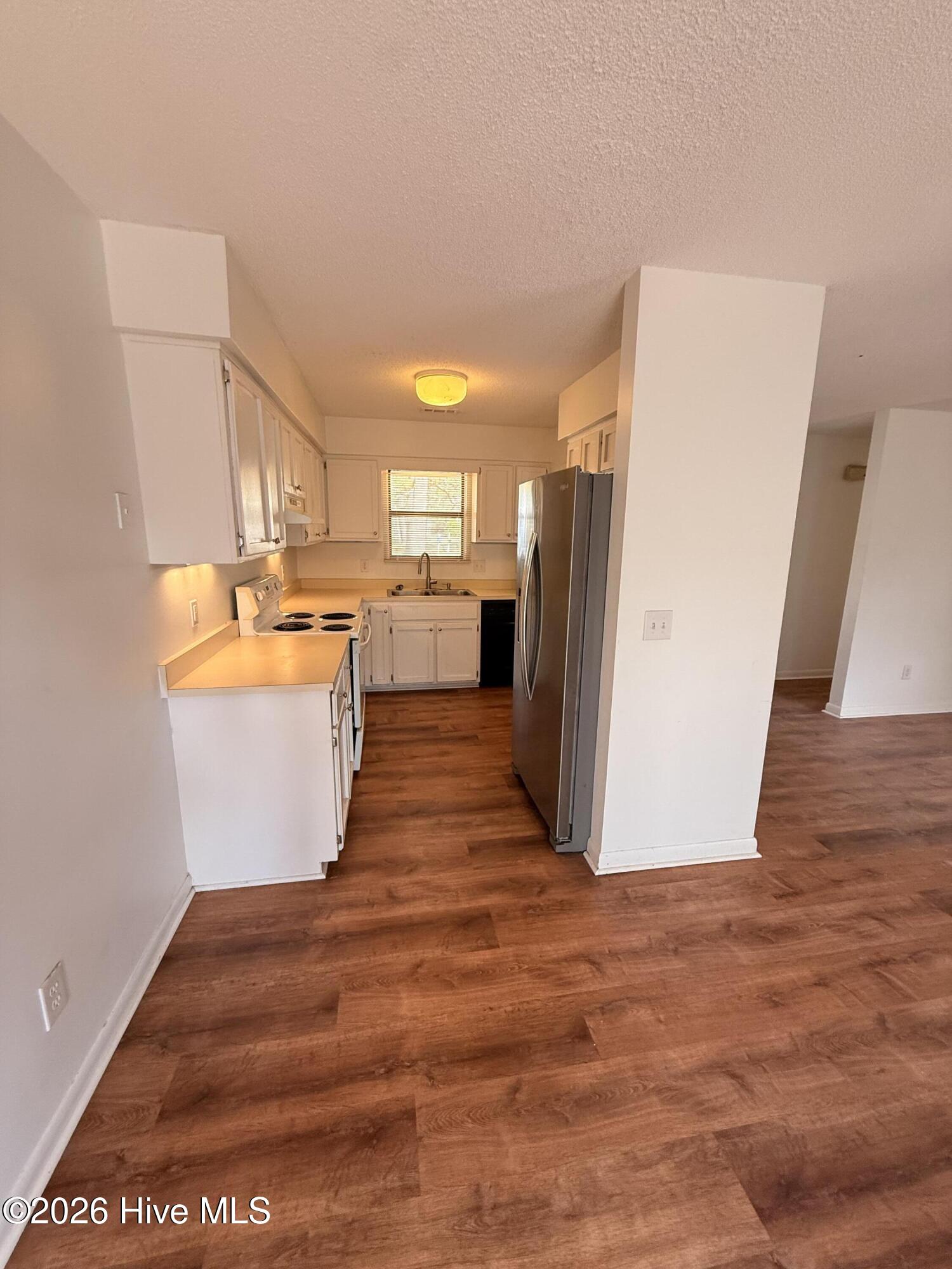 100566796 | Photo 17