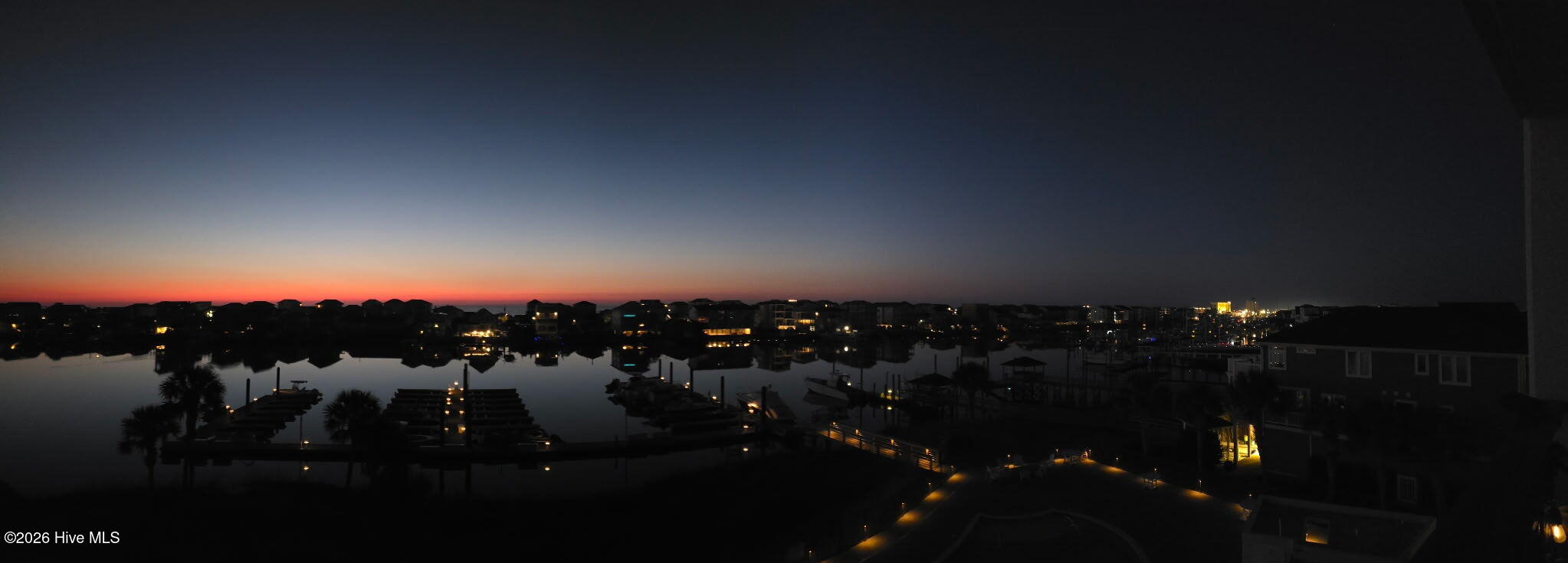 100550750 | Photo 44