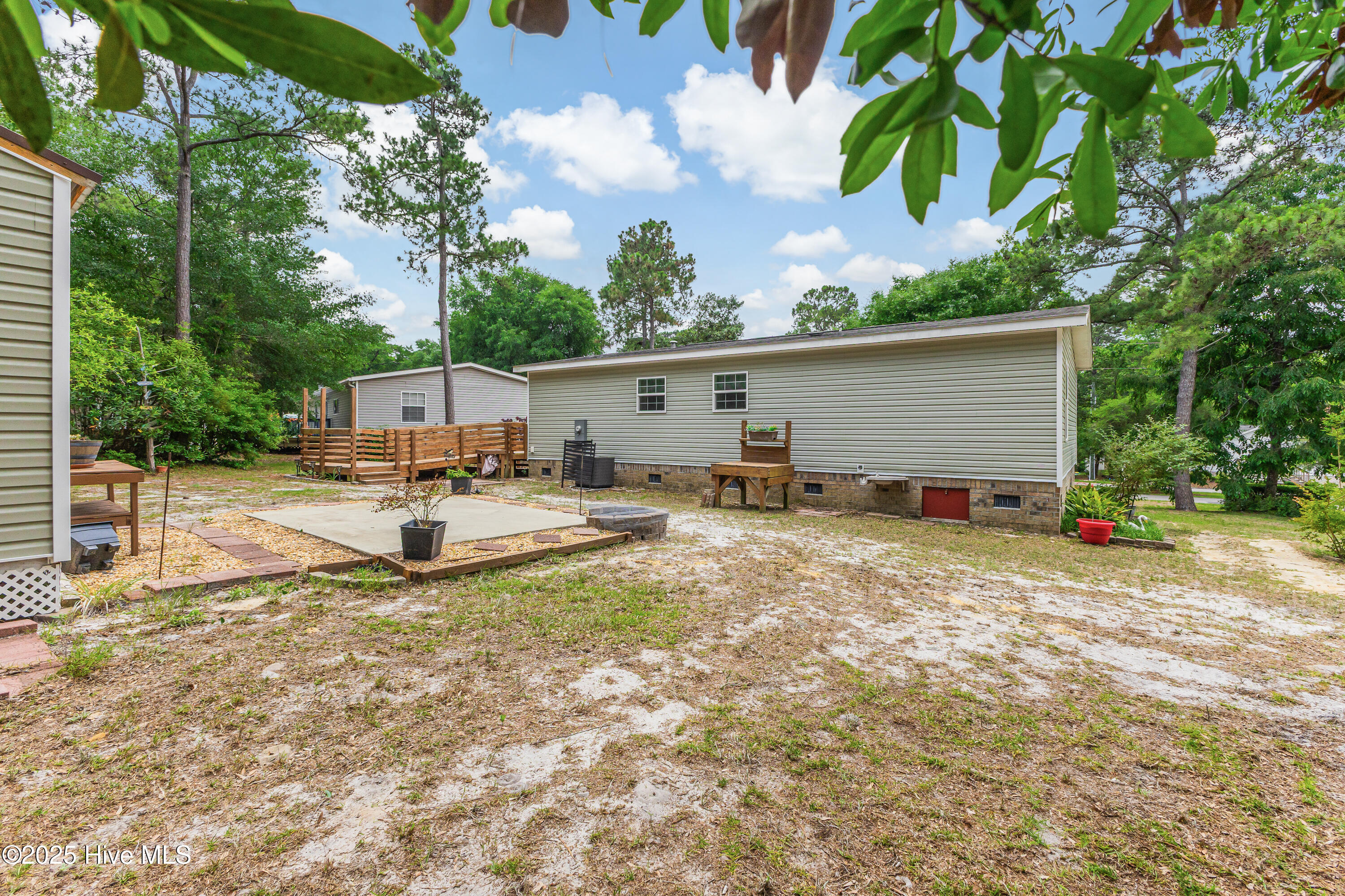 100508775 | Photo 30