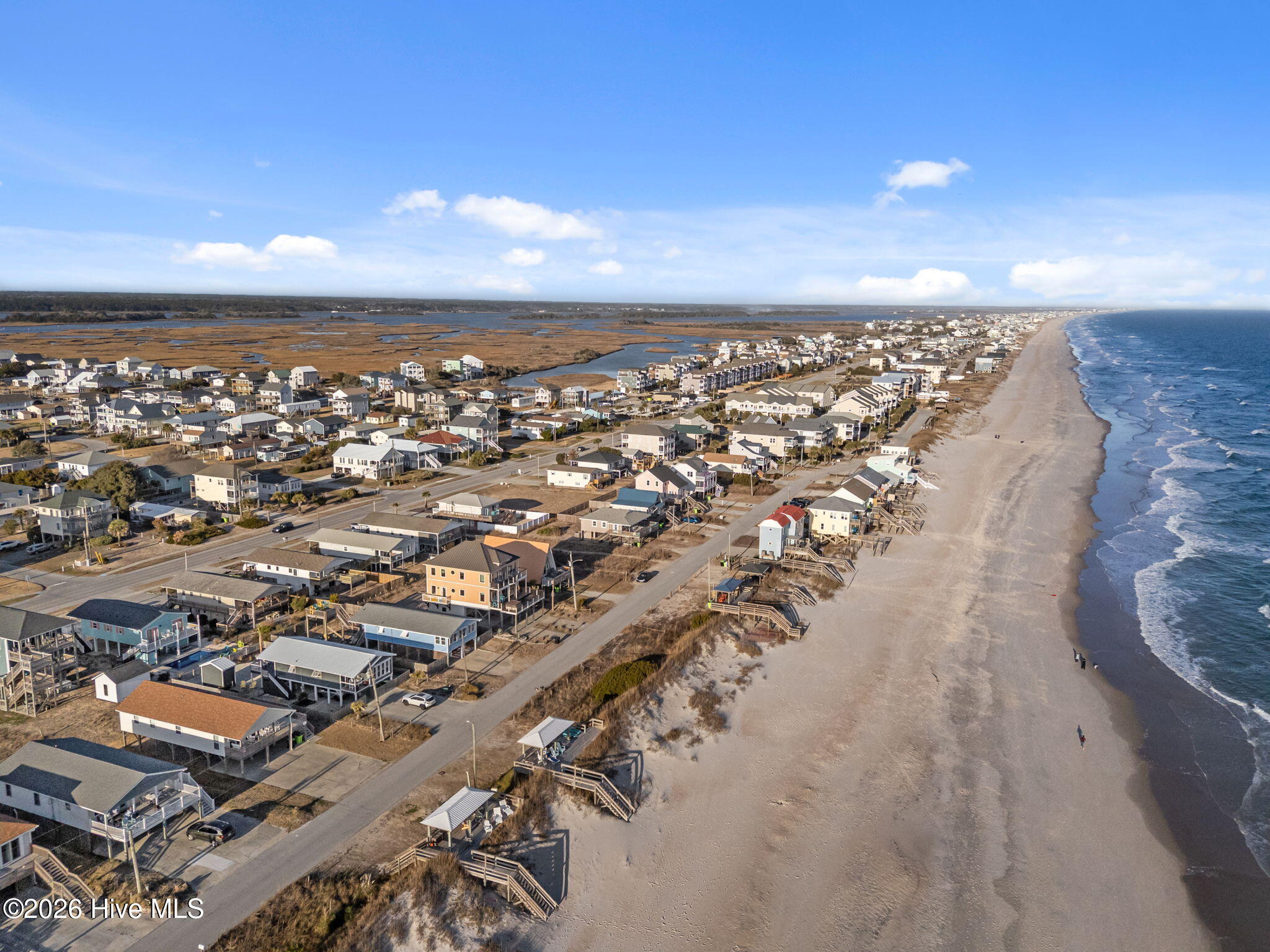 100550380 | Photo 41