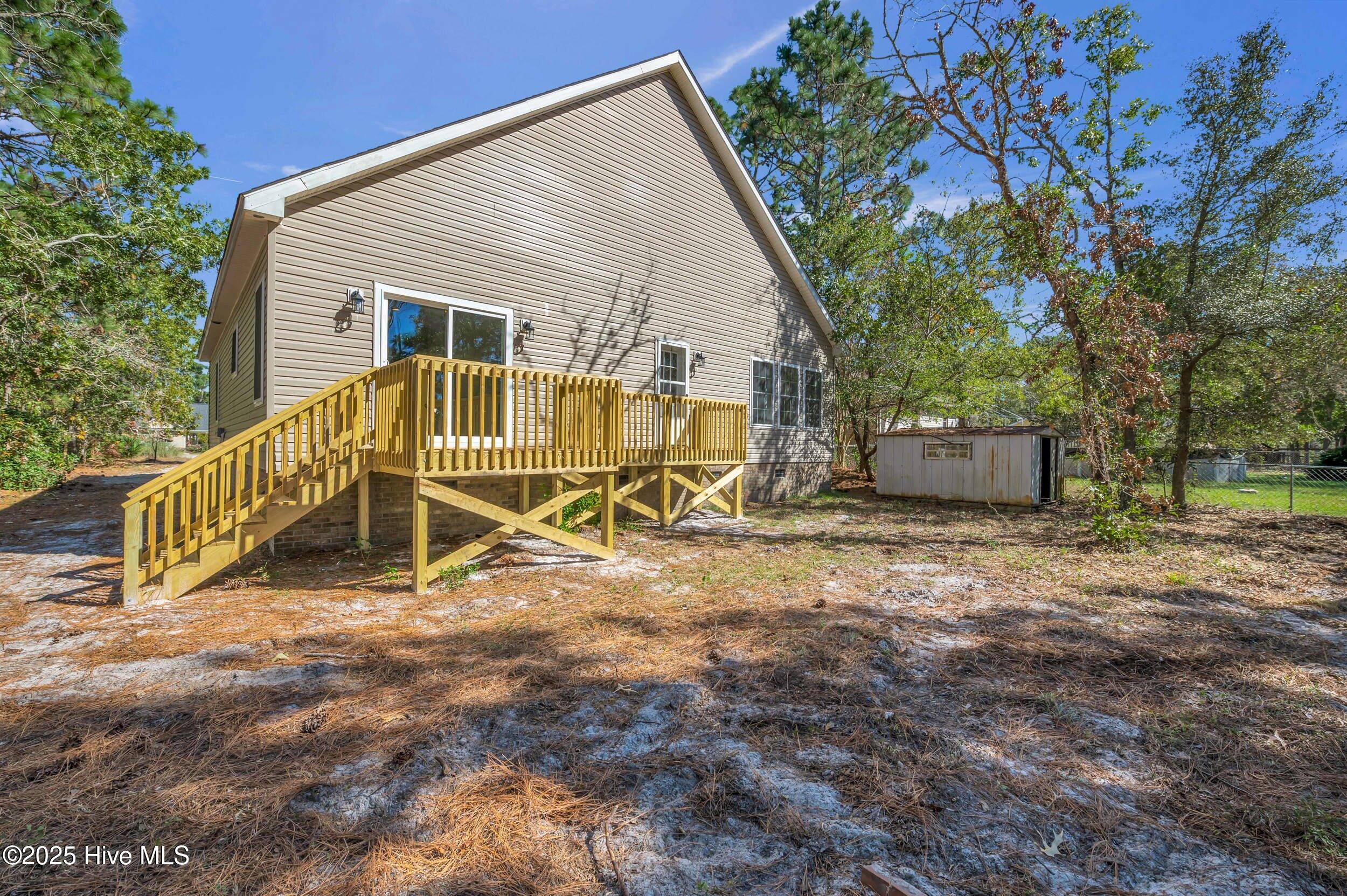 100537986 | Photo 38