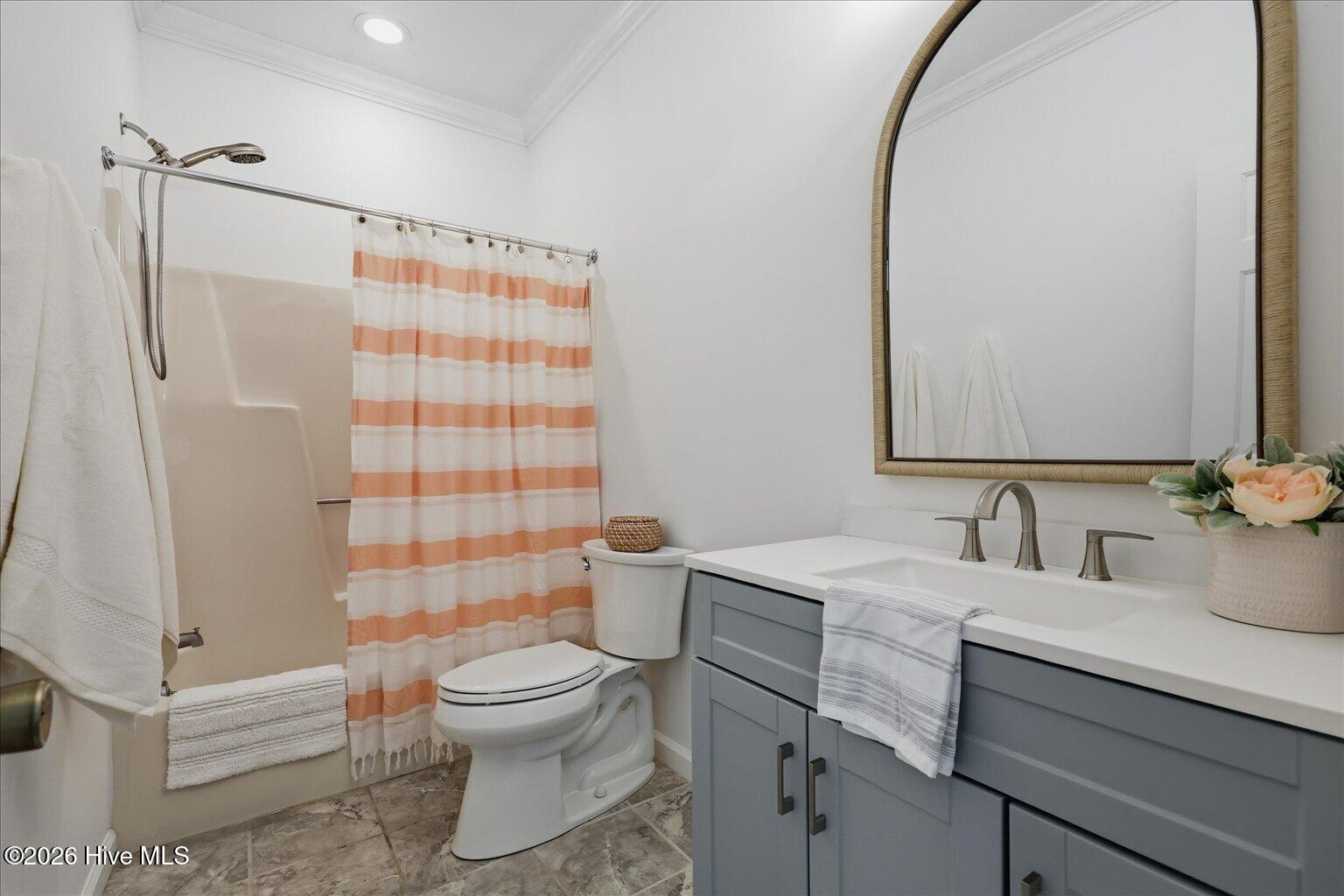 100569130 | Photo 10