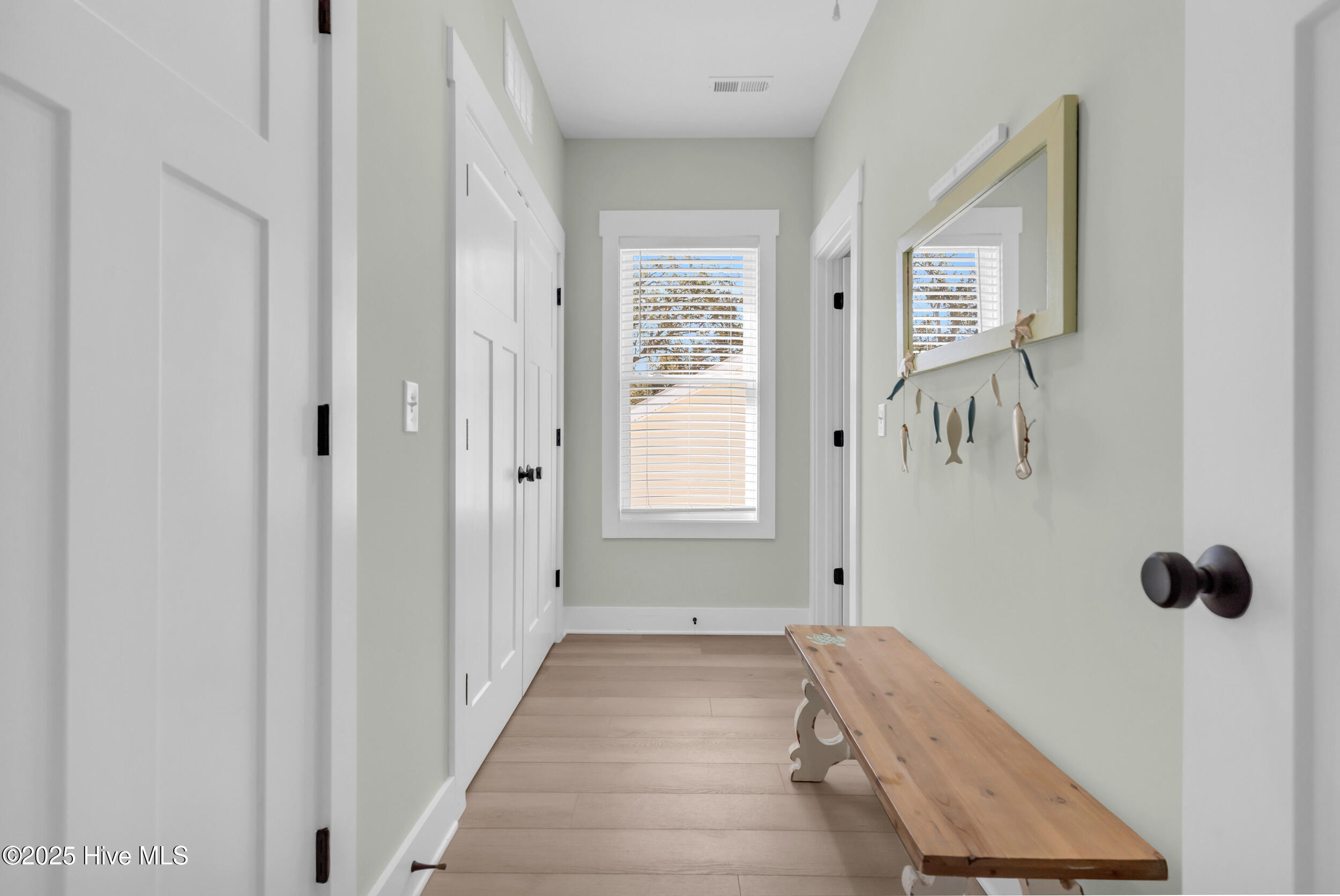 100534529 | Photo 31