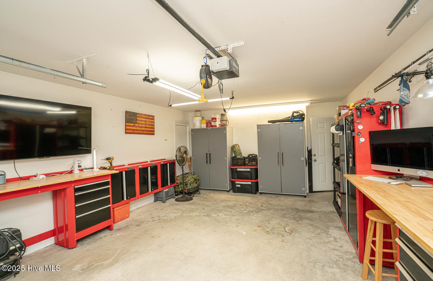 100532611 | Photo 64