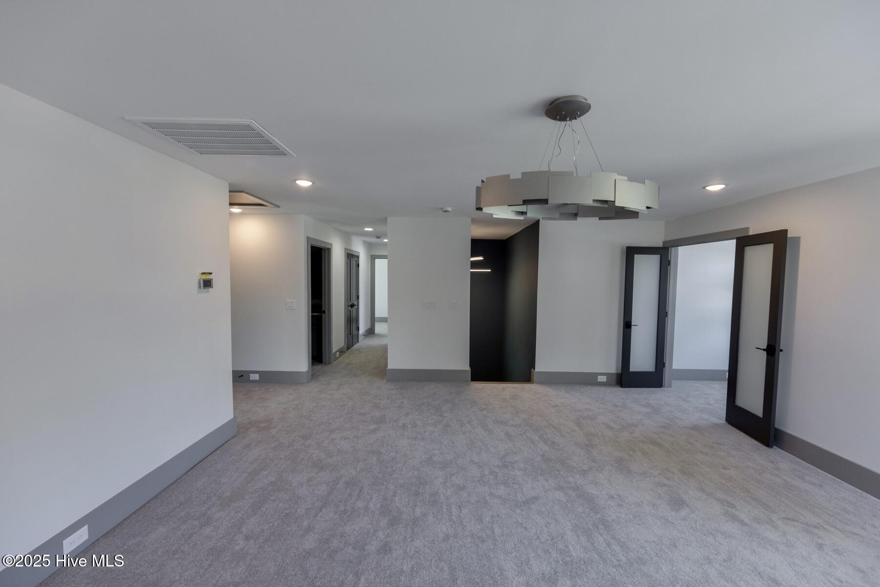 100508502 | Photo 65