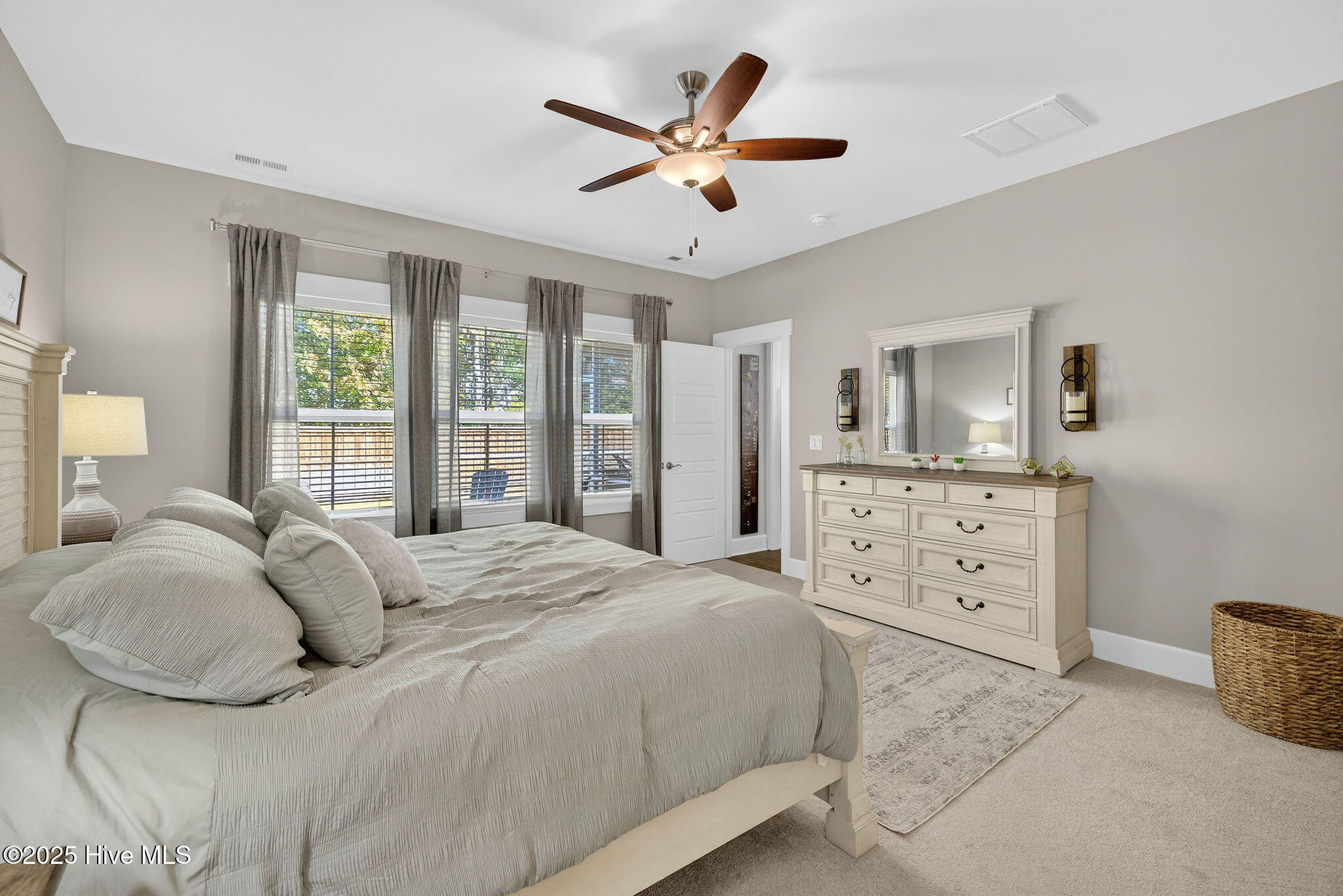 447 Beaumont Oaks Drive, Wilmington, NC 28411 – photo 14: Primary Bedroom.2 - 447 Beaumont