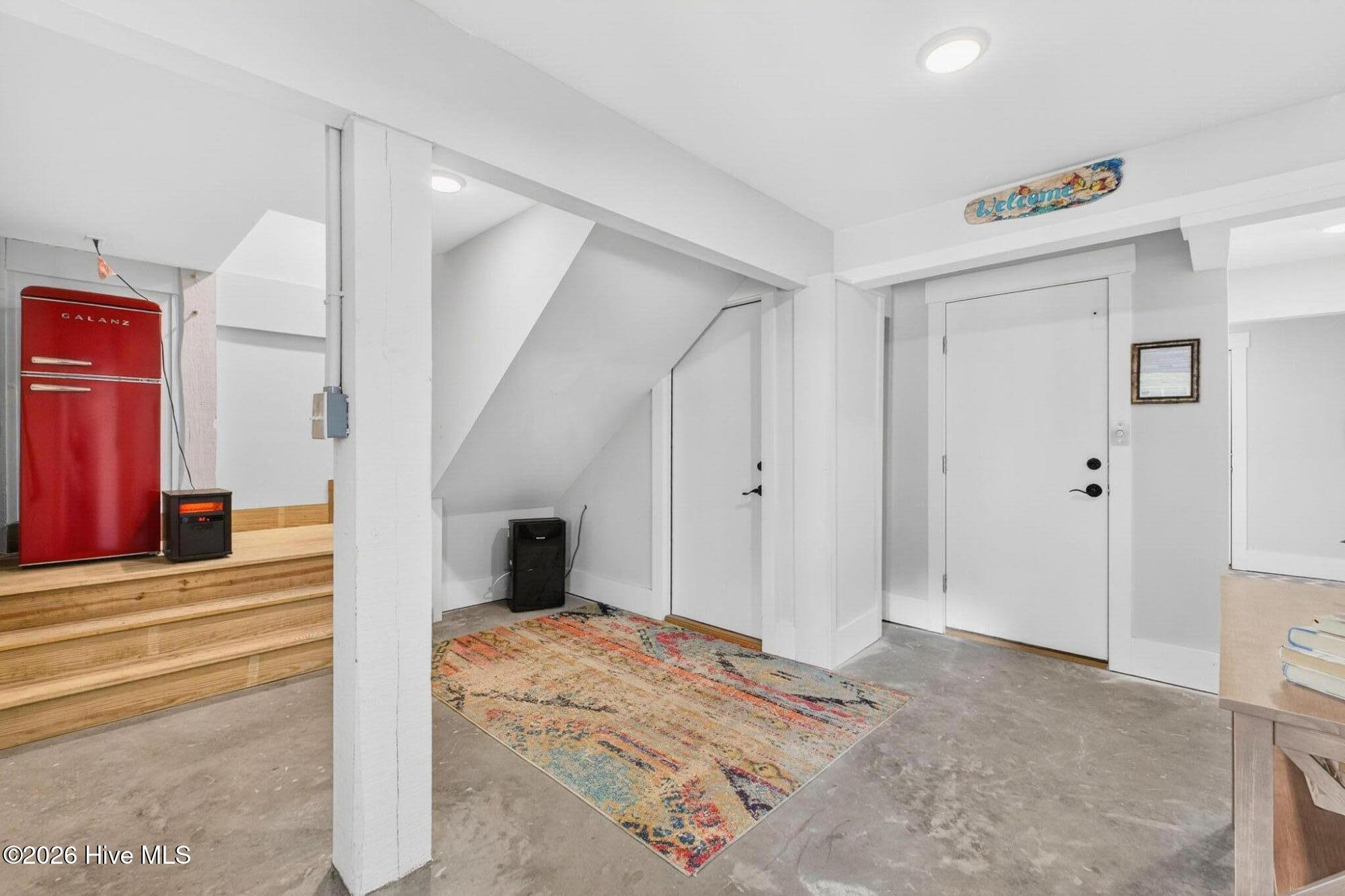 100554481 | Photo 51