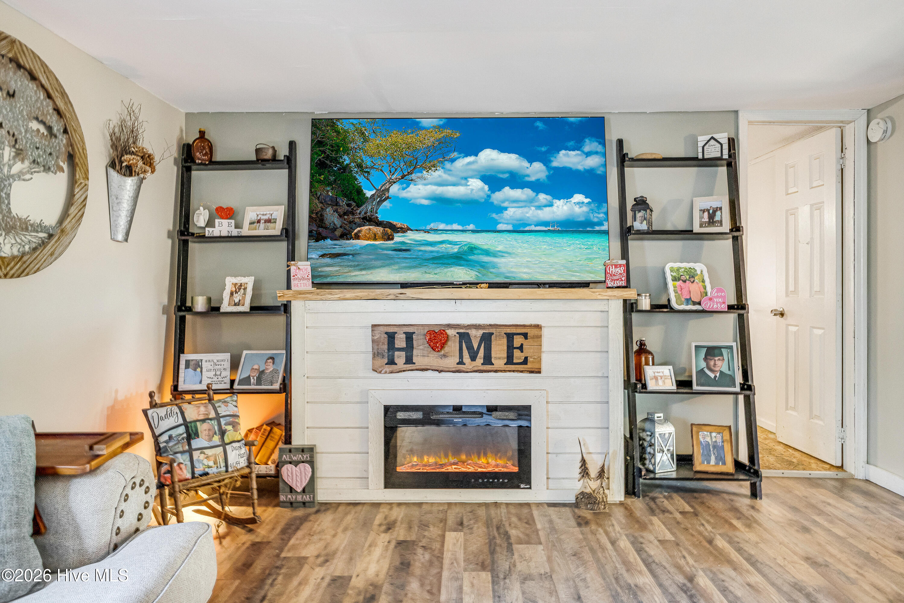 100557479 | Photo 12