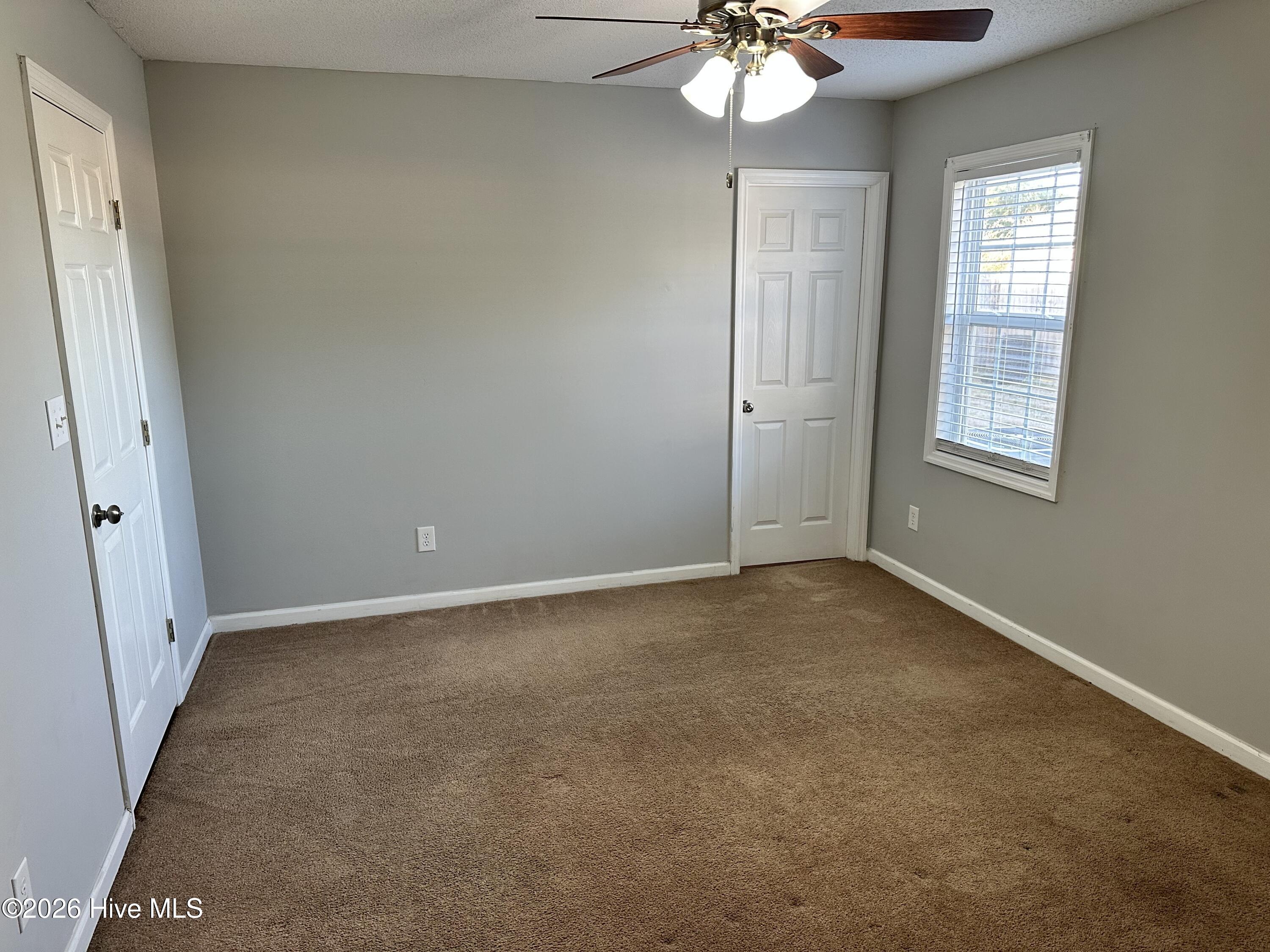 100550930 | Photo 13