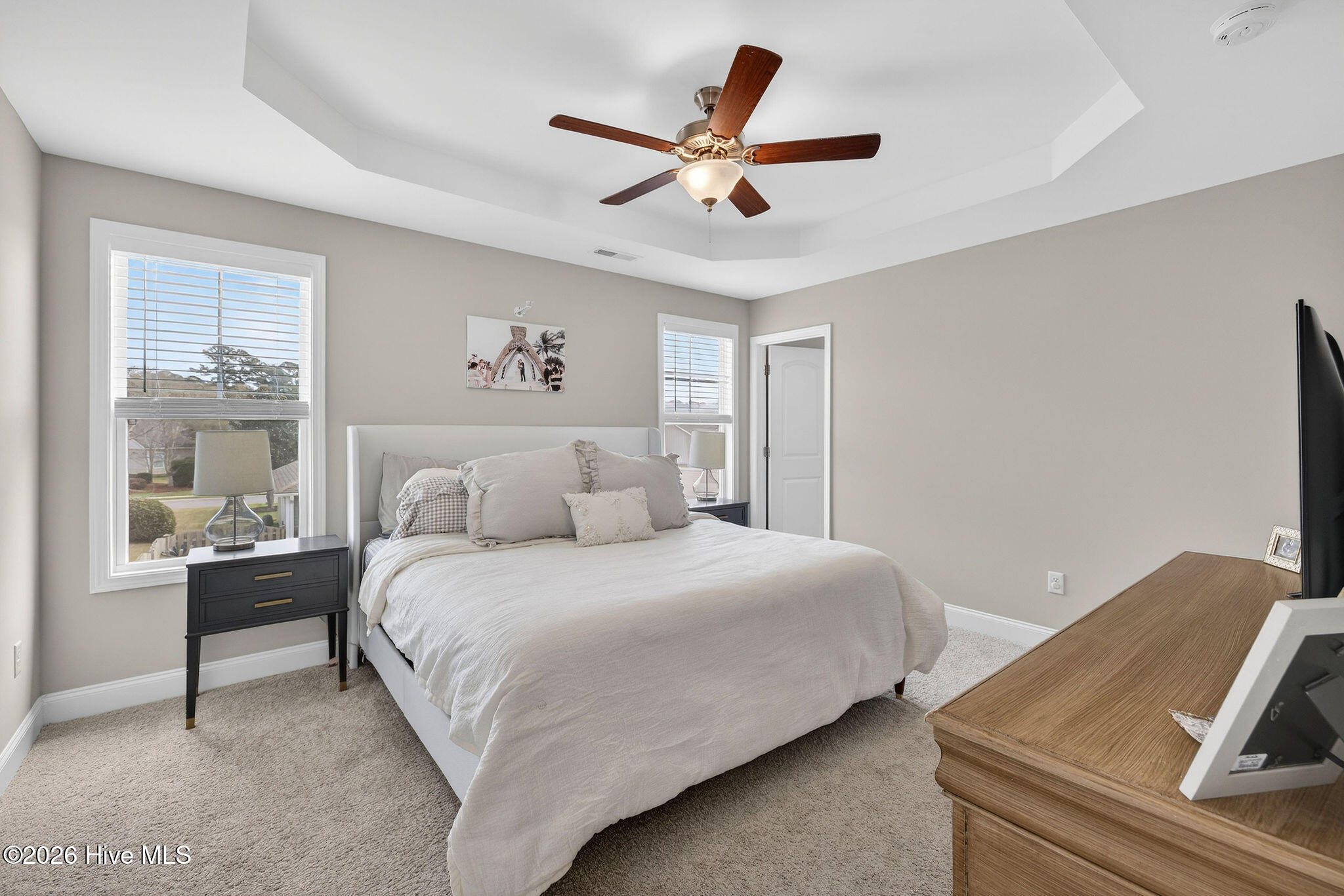 100563474 | Photo 16