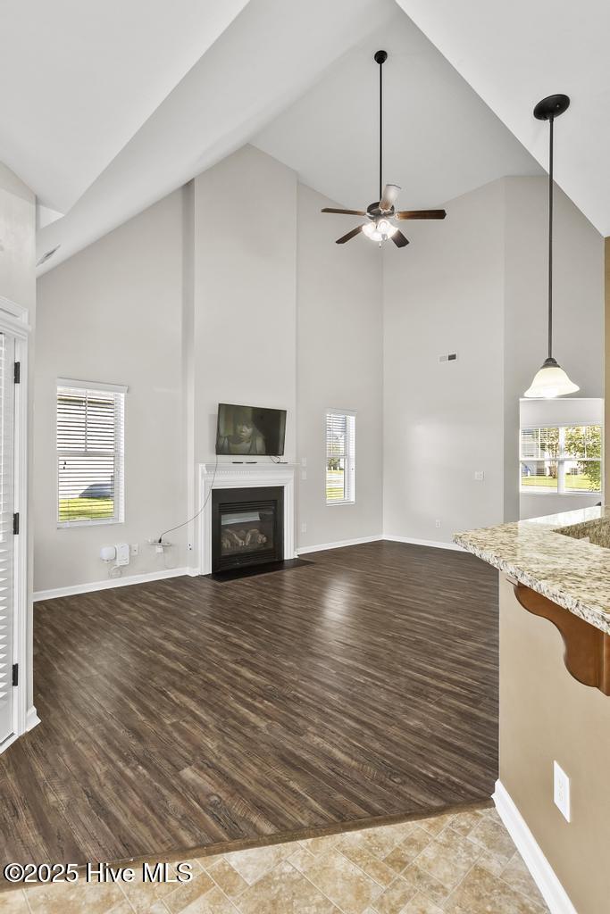 100536602 | Photo 13