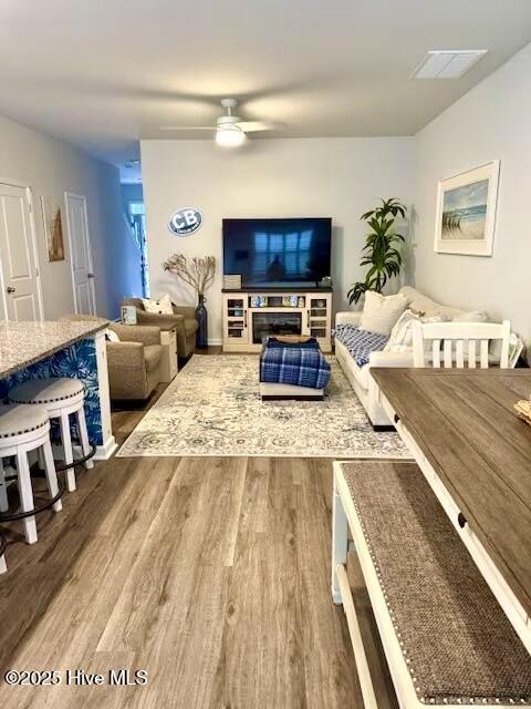 100546543 | Photo 16