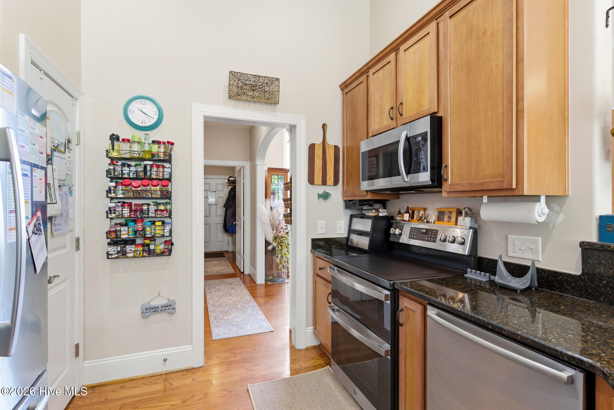 100569602 | Photo 21