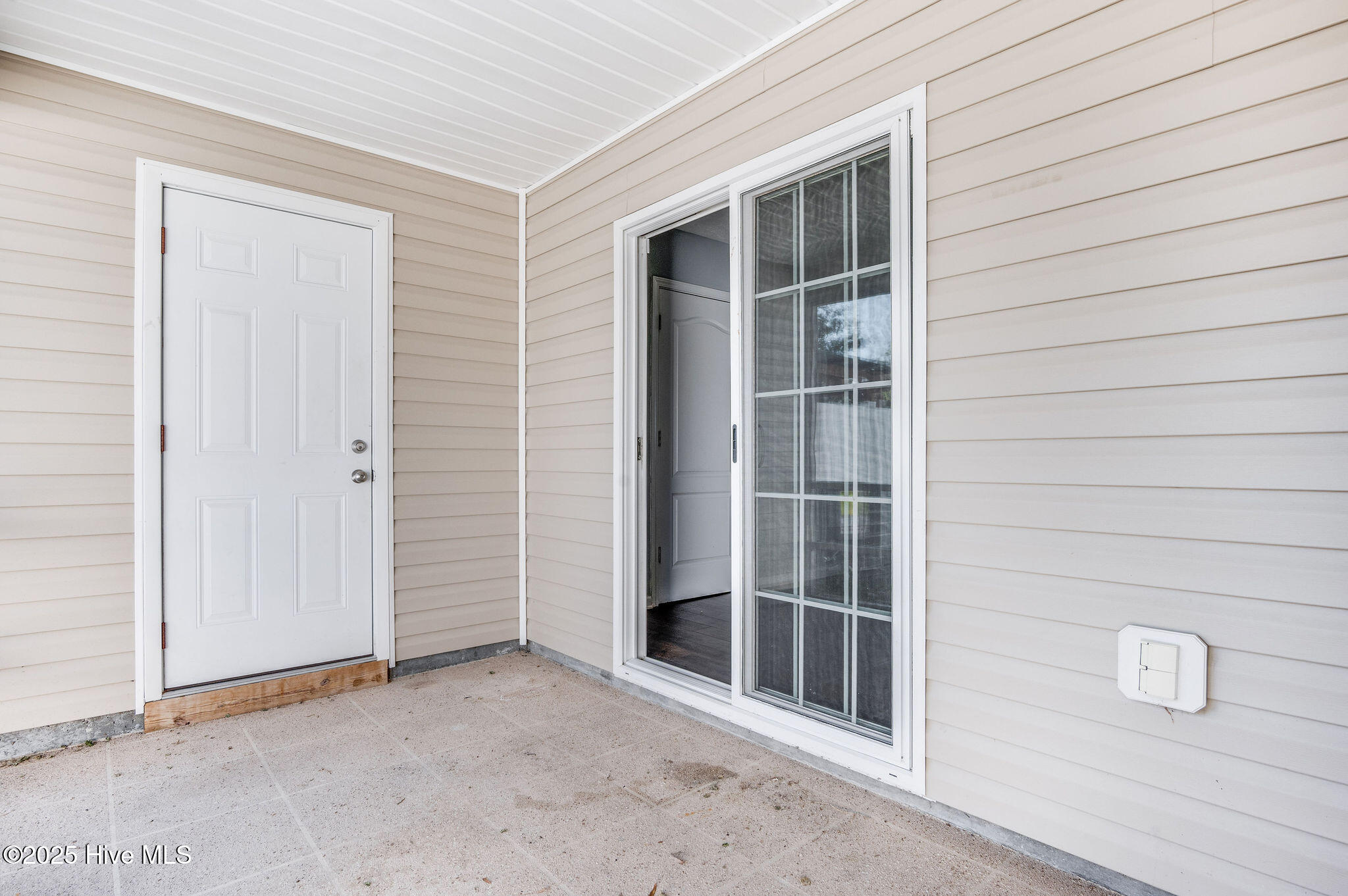 100541408 | Photo 29