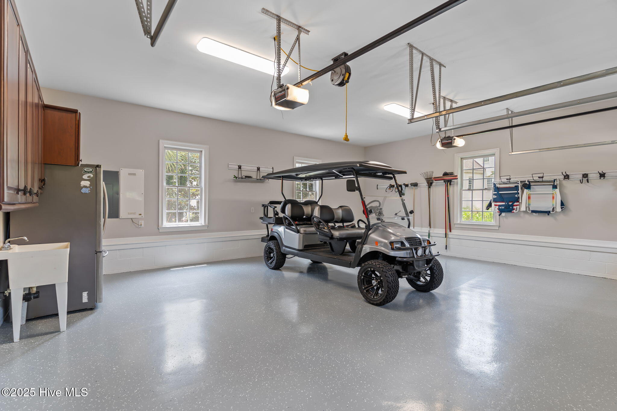 100553124 | Photo 78