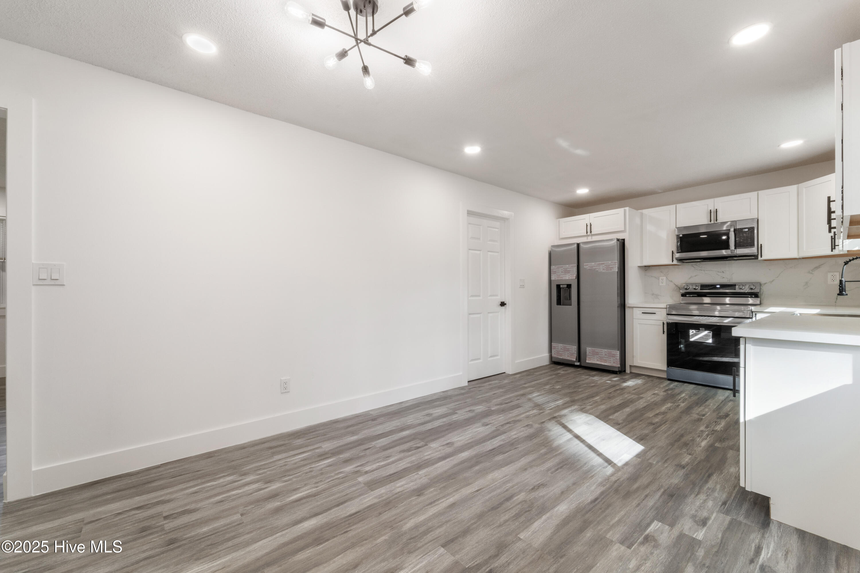 100 S Hill Court, Jacksonville, NC 28540 – photo 17: DSC03290
