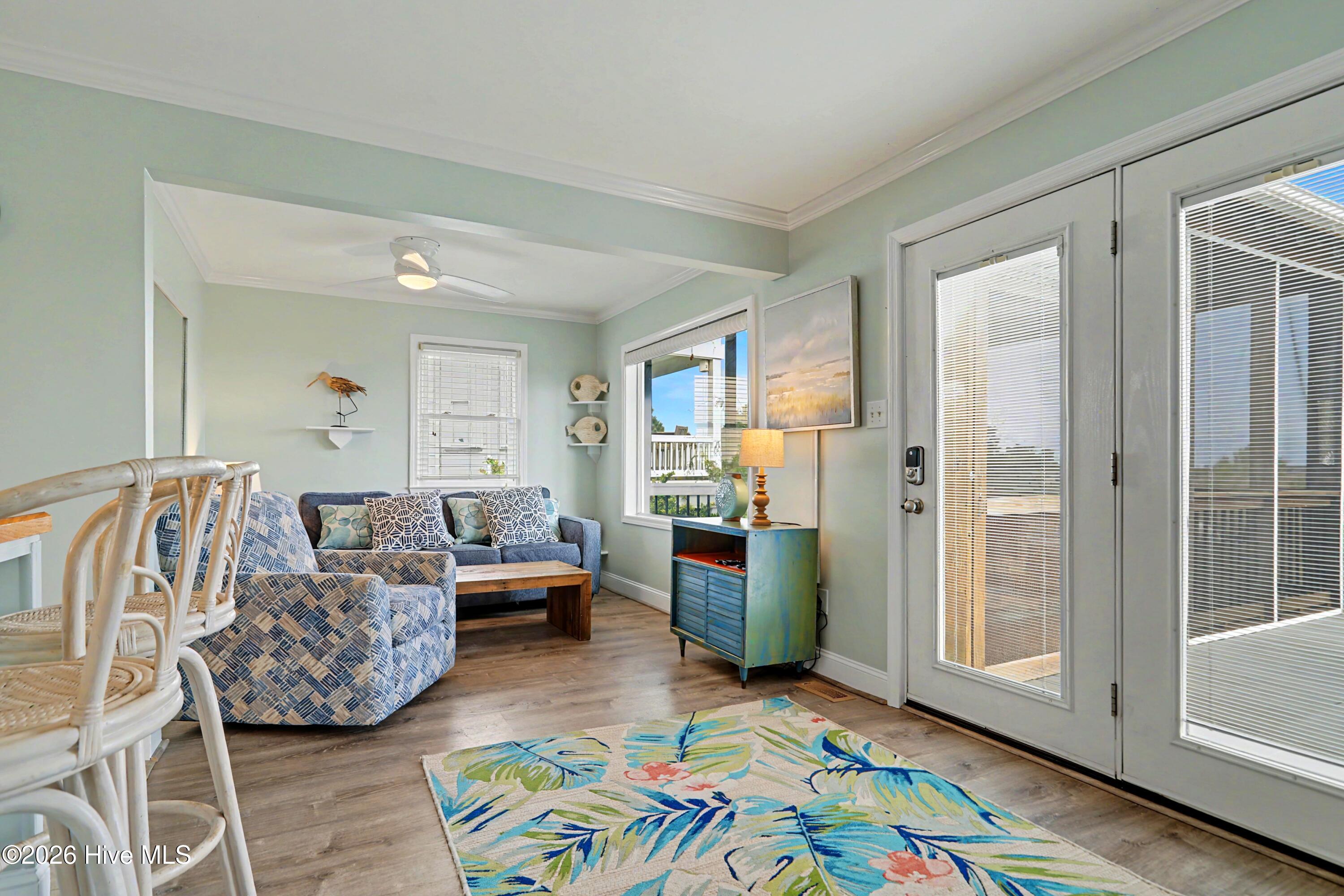 100563218 | Photo 10