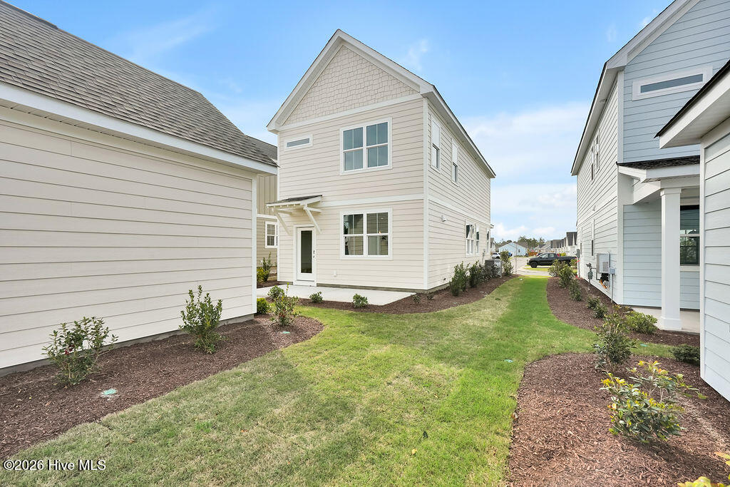 100549861 | Photo 21