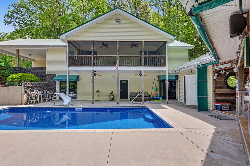 522 Fred Amos Road, Murphy, NC 28906 Listing Photo  8