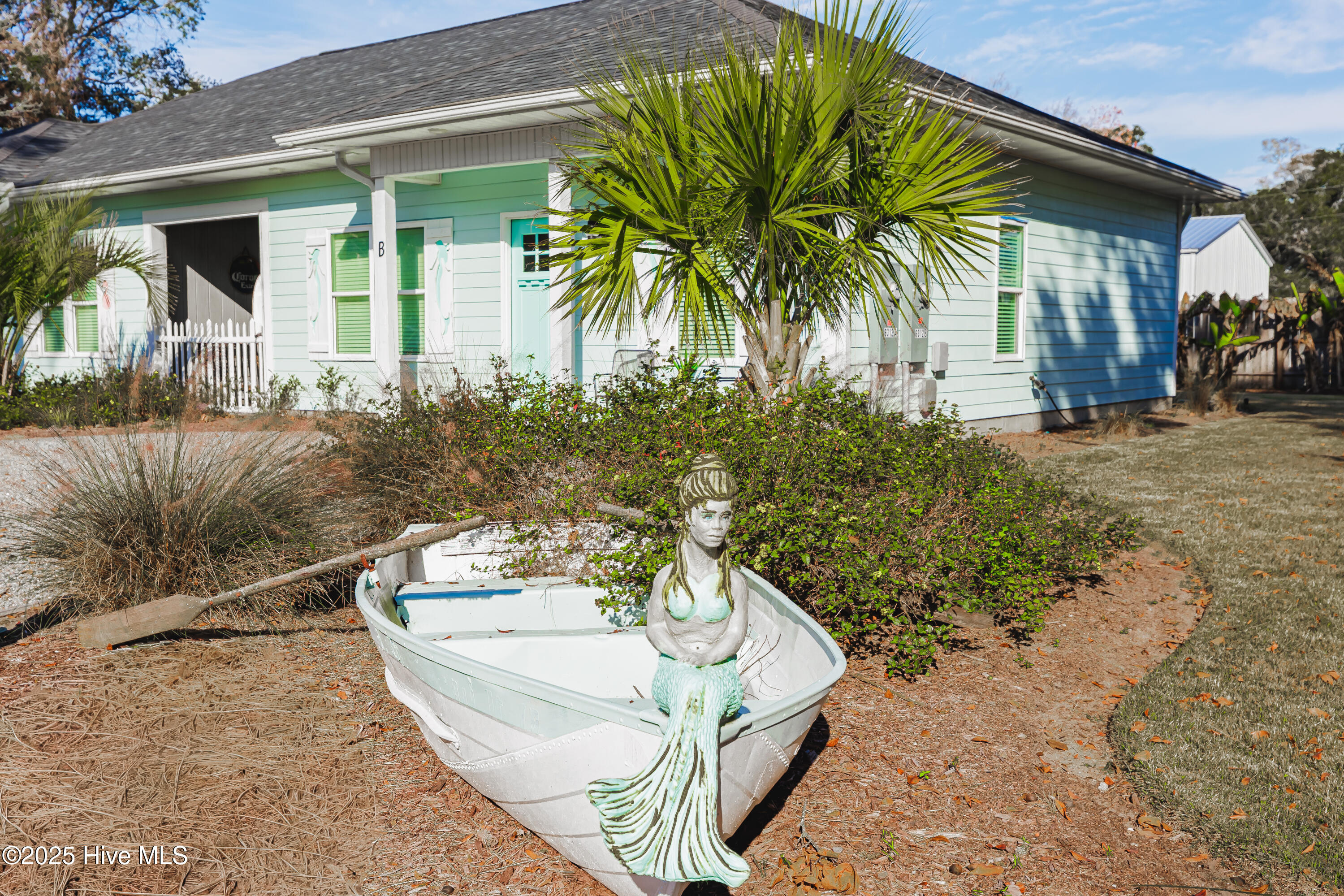 100542637 | Photo 22