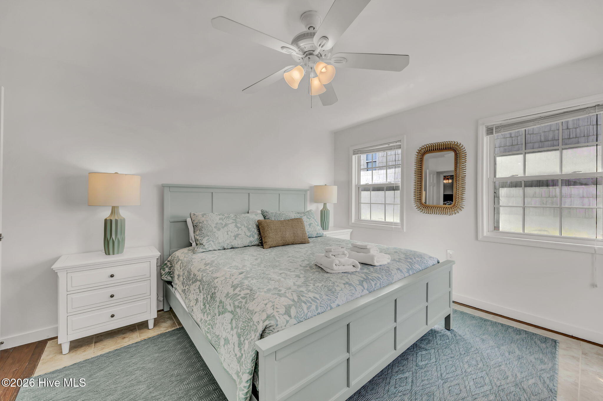 100556475 | Photo 16