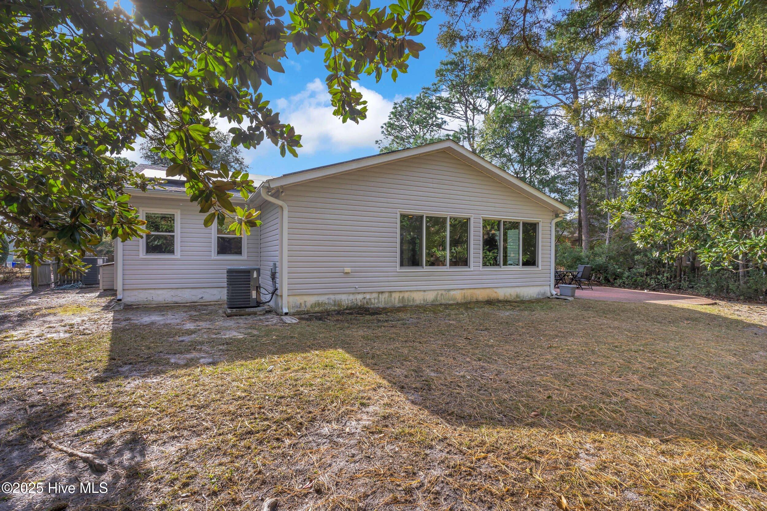 100546035 | Photo 26