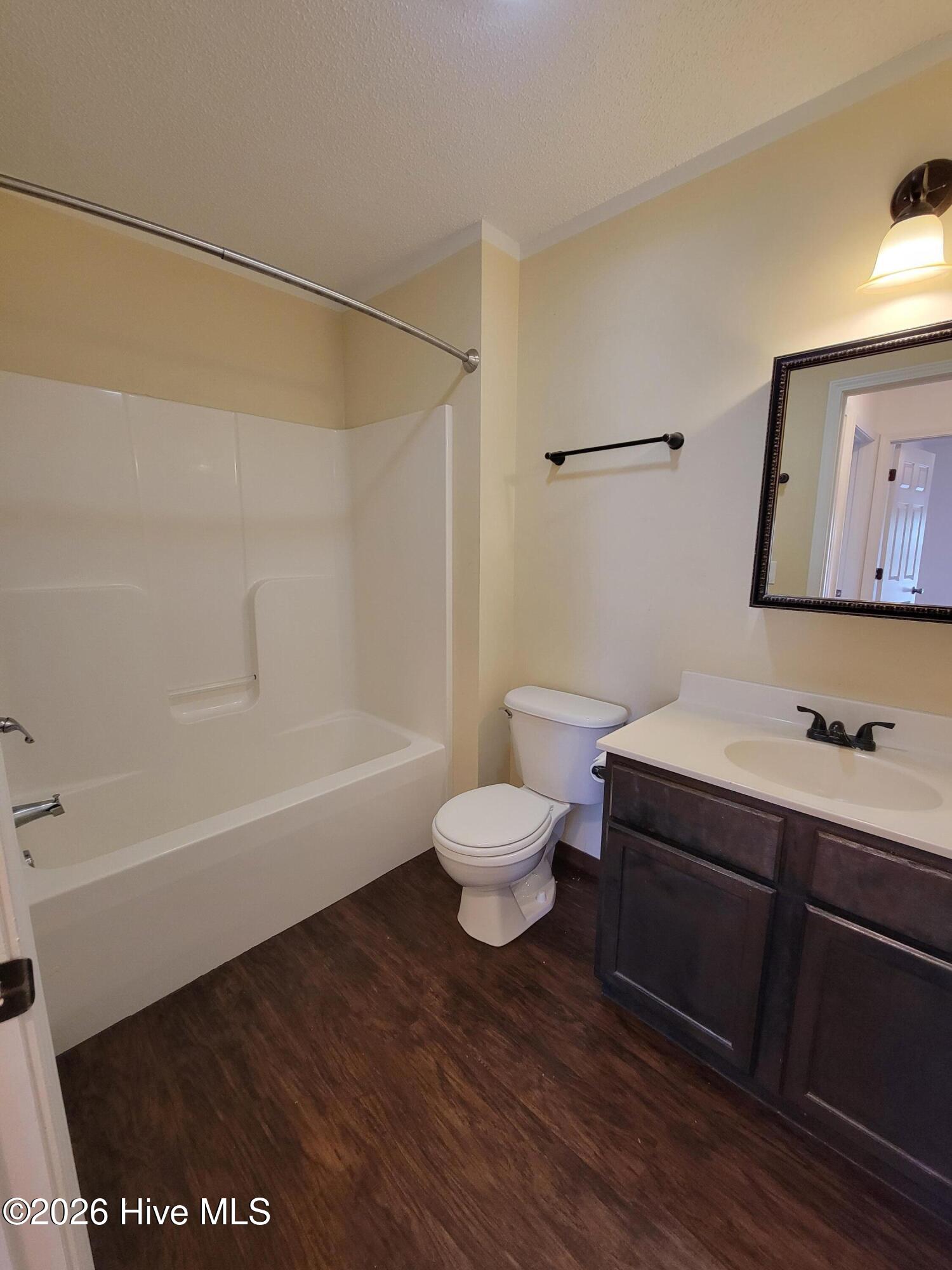 100547520 | Photo 17