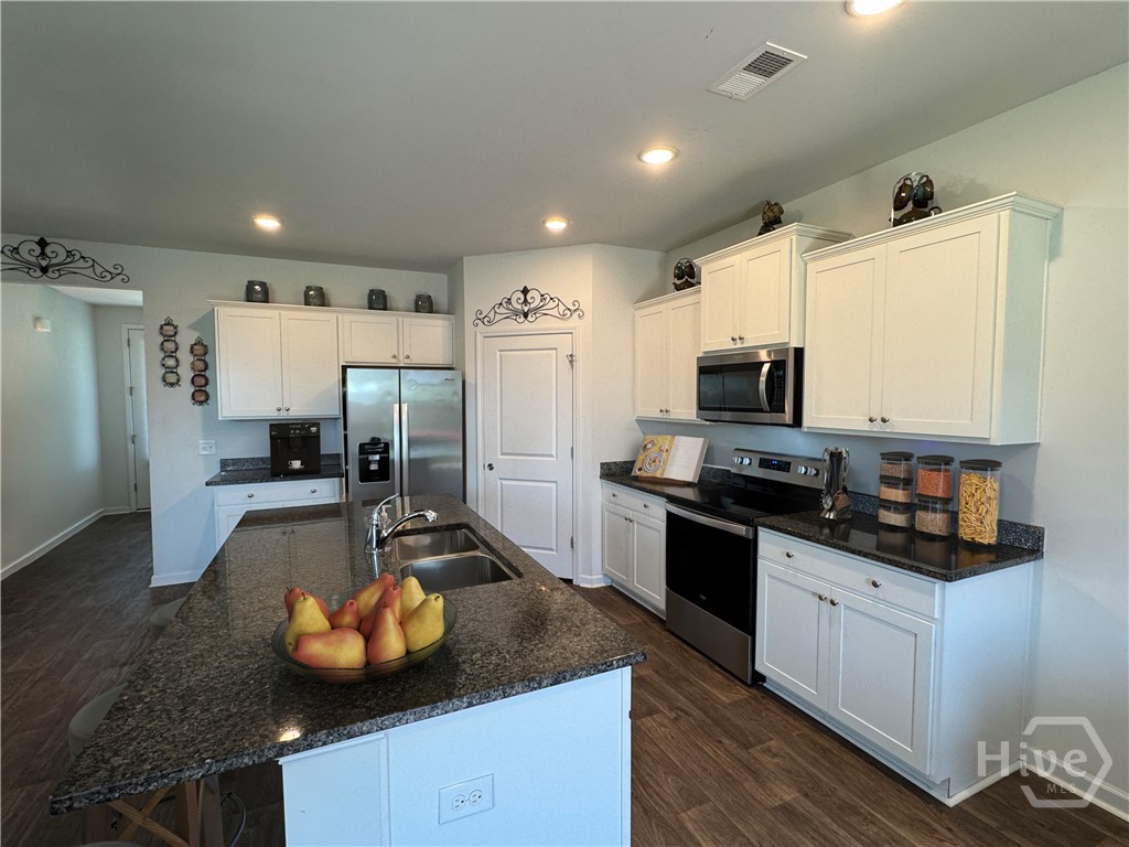 Virtually staged Kitchen