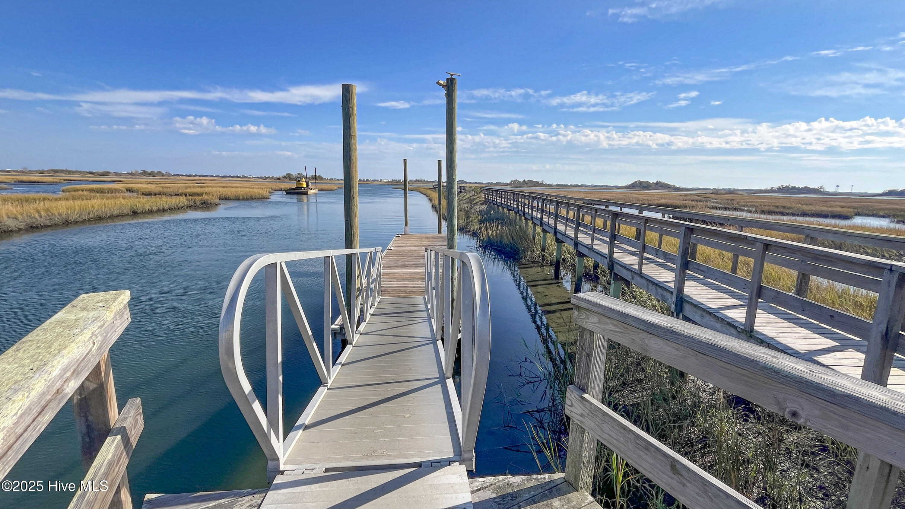 100538387 | Photo 41