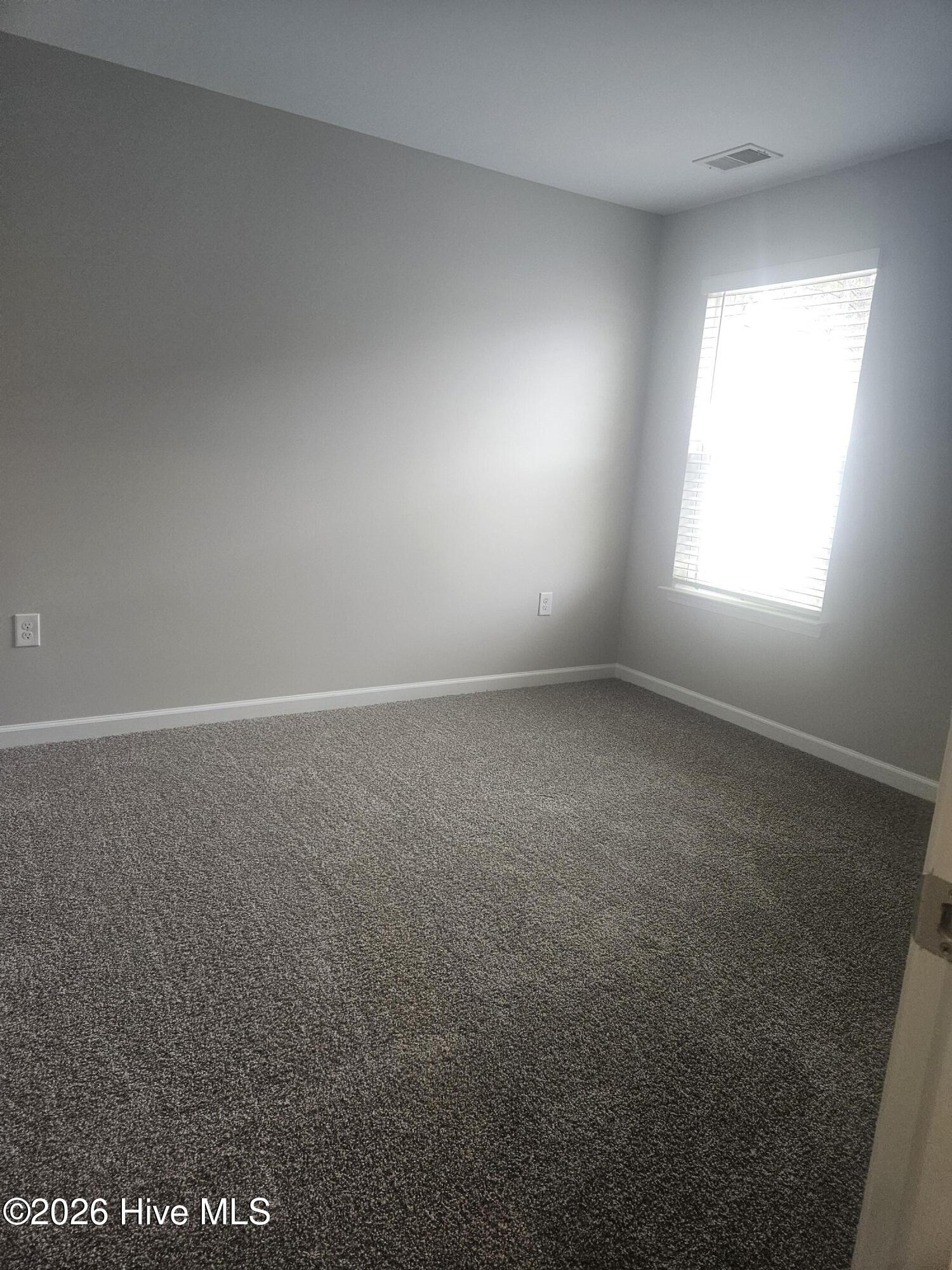 100556834 | Photo 22