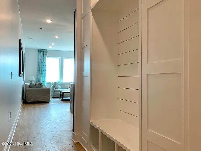 100559084 | Photo 14