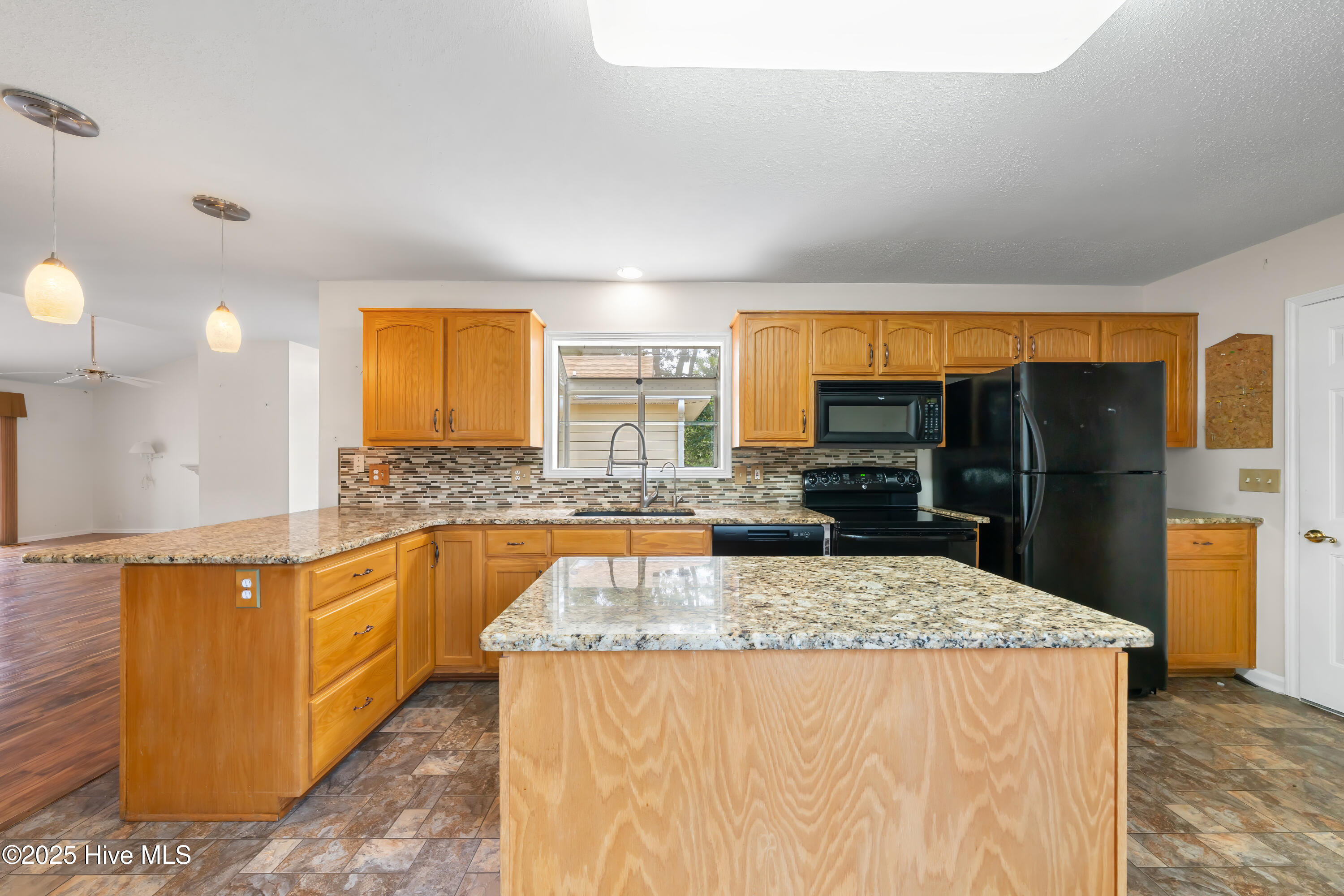 1724 Salt Marsh Circle SW, Ocean Isle Beach, NC 28469 – photo 16: 1724SaltMarshCircle-142
