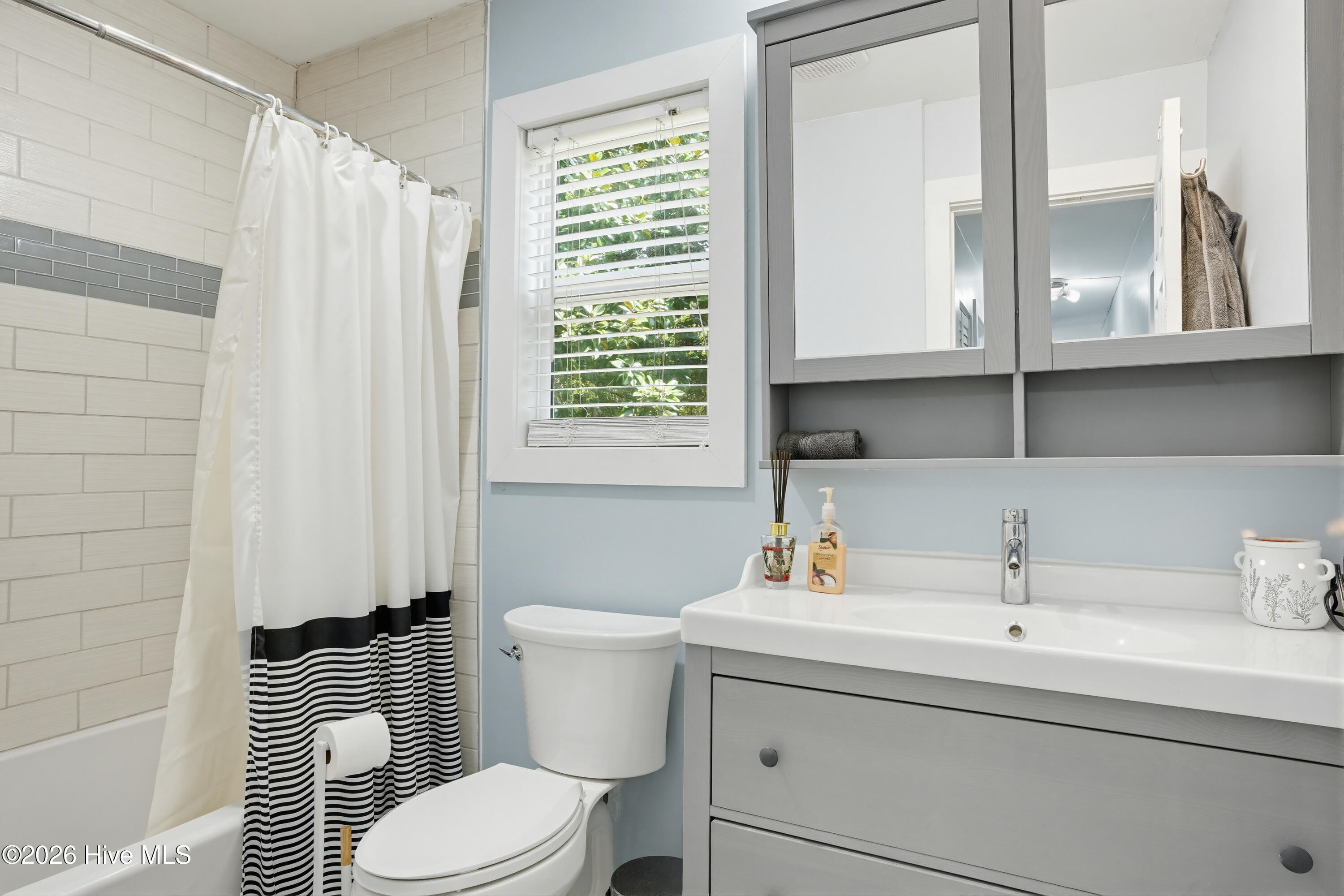 100565551 | Photo 20