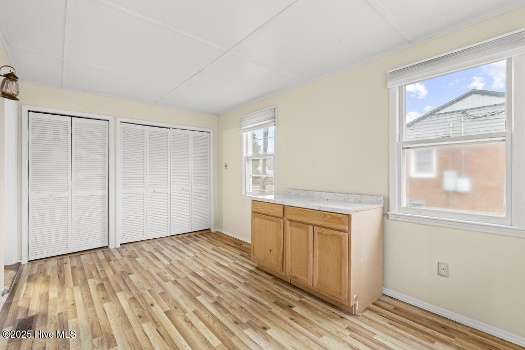 100526161 | Photo 10