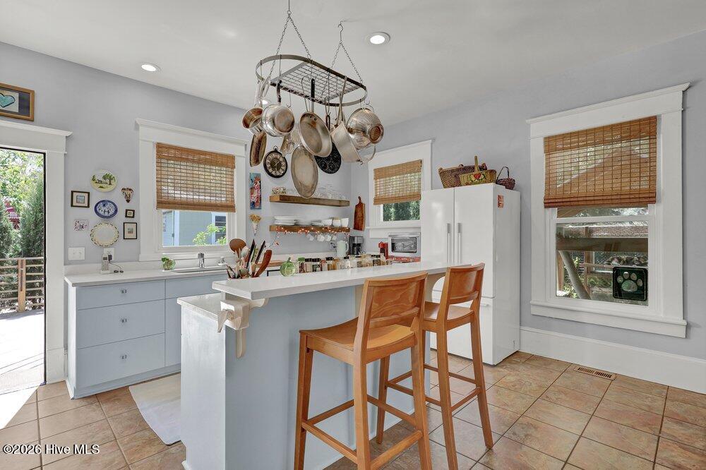 100566675 | Photo 14