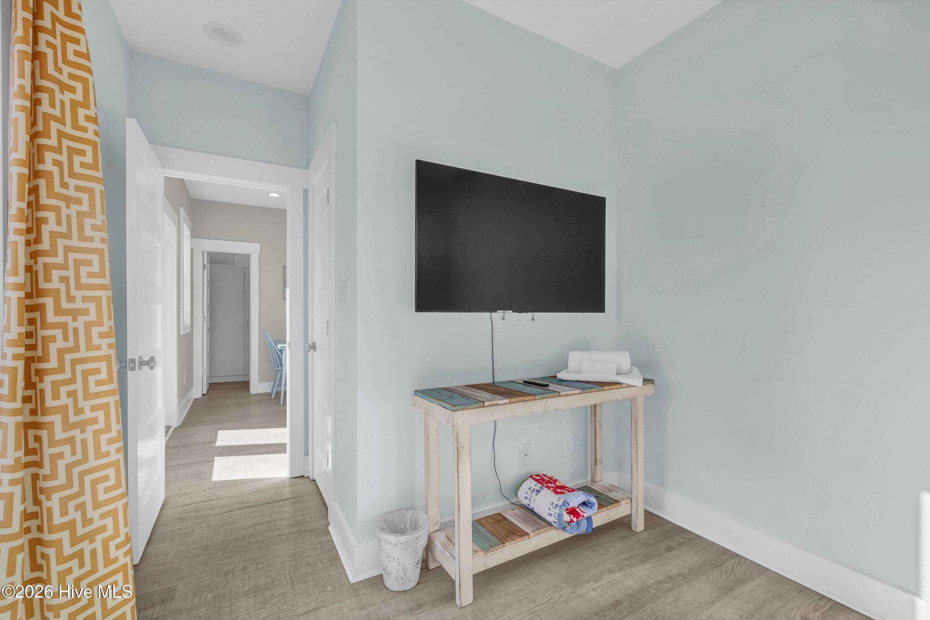 100549808 | Photo 18