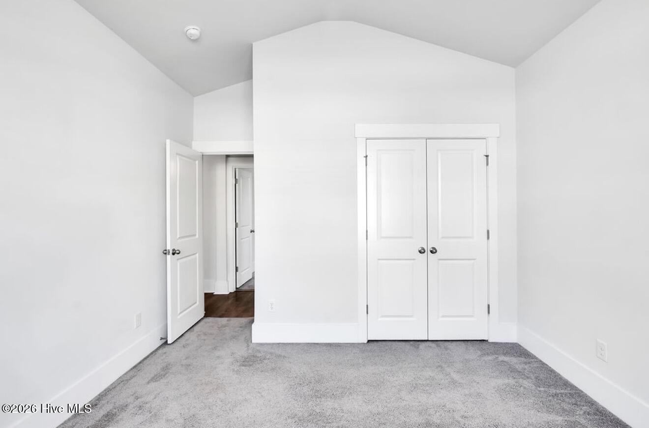 100566526 | Photo 28