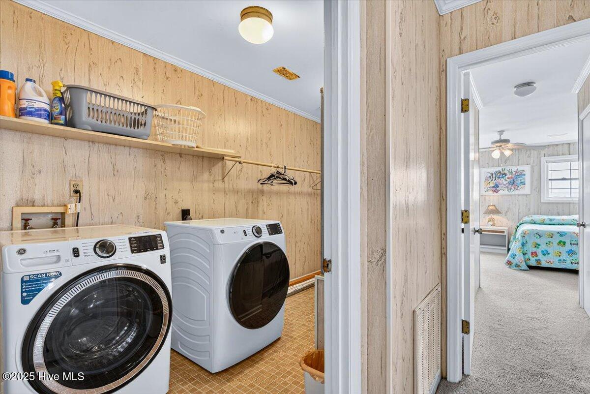 100531242 | Photo 43