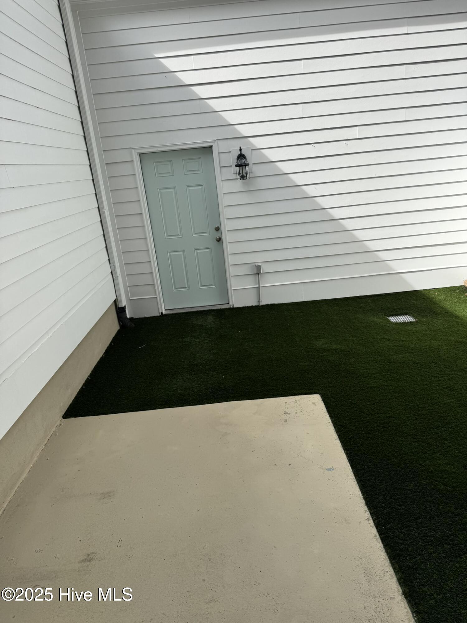 100534789 | Photo 11