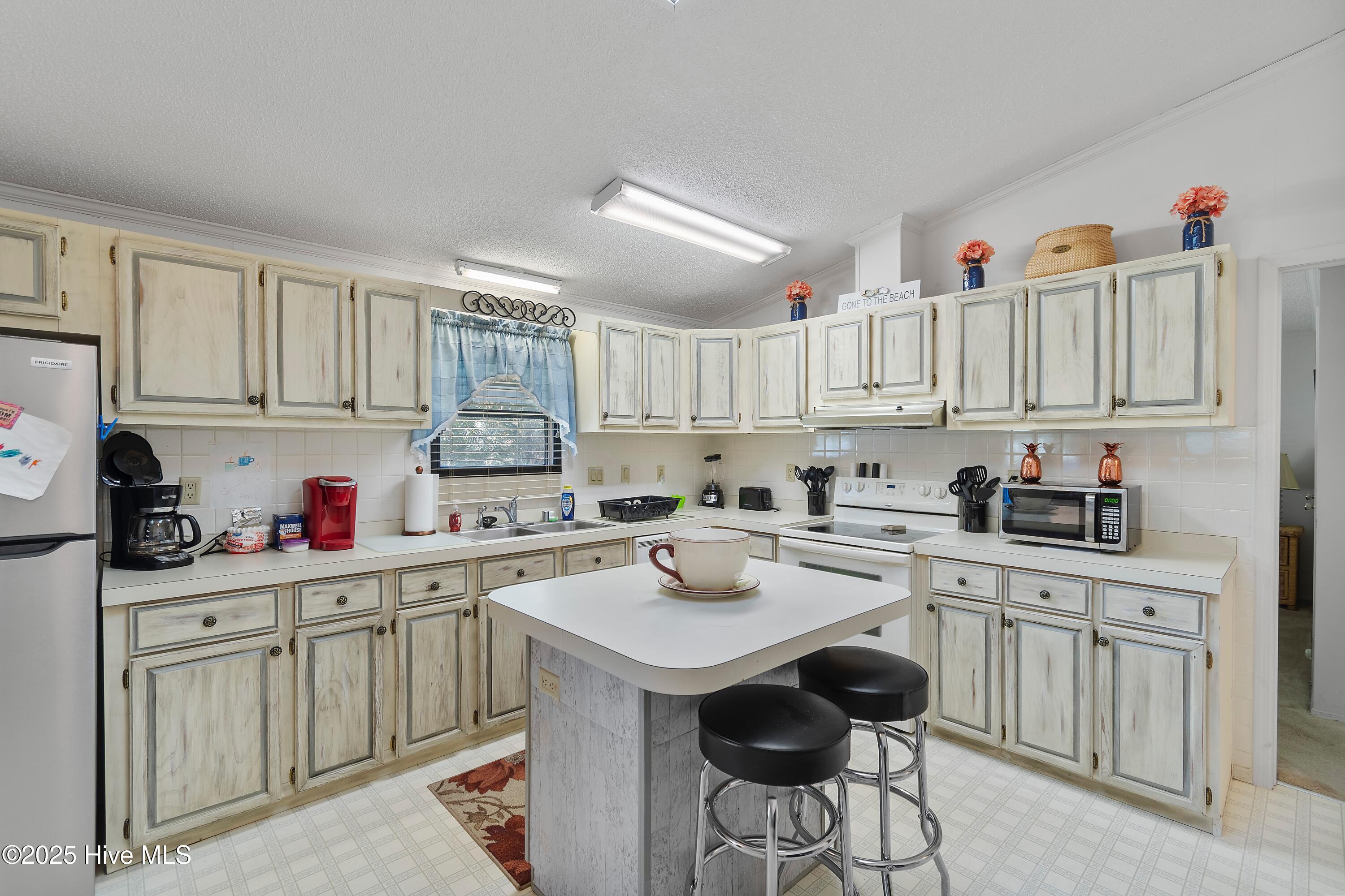 Homes for sale in Calabash, NC | 984 Myrtle Ct, Calabash, NC 28467 | MLS# 100539730