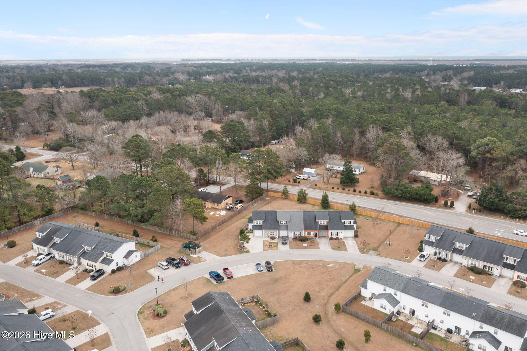 100548288 | Photo 16