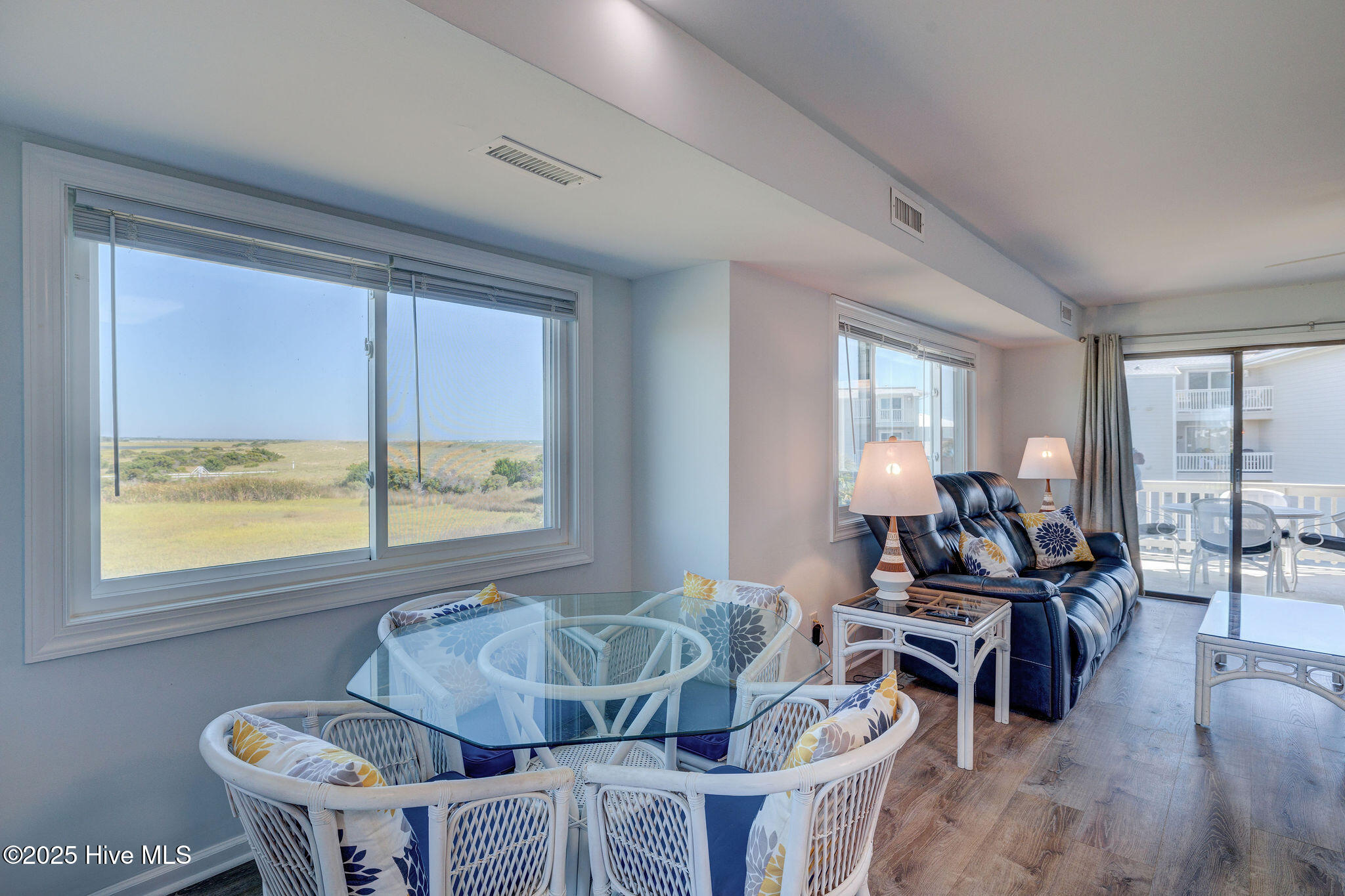 100531579 | Photo 18