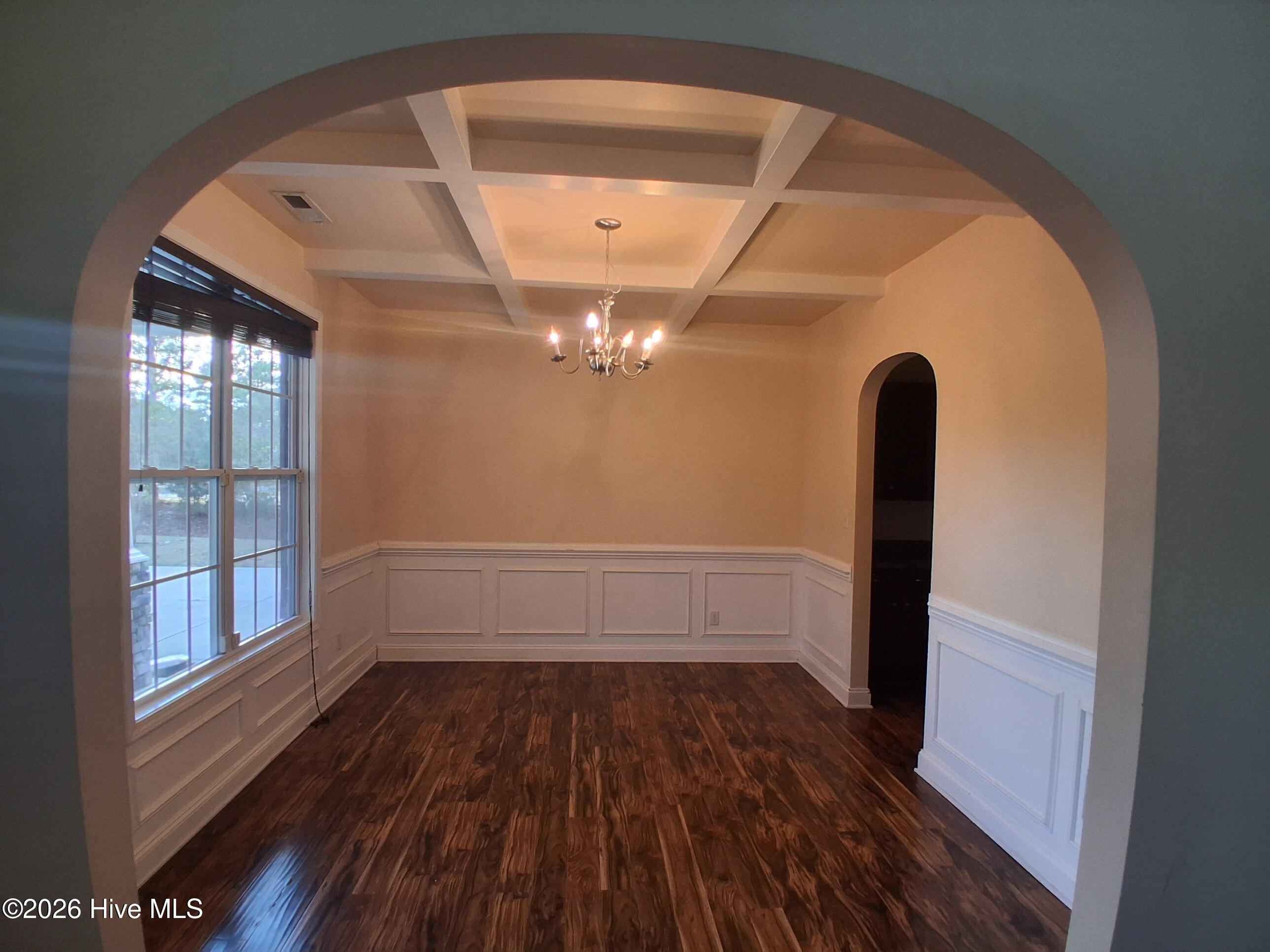 100504331 | Photo 13