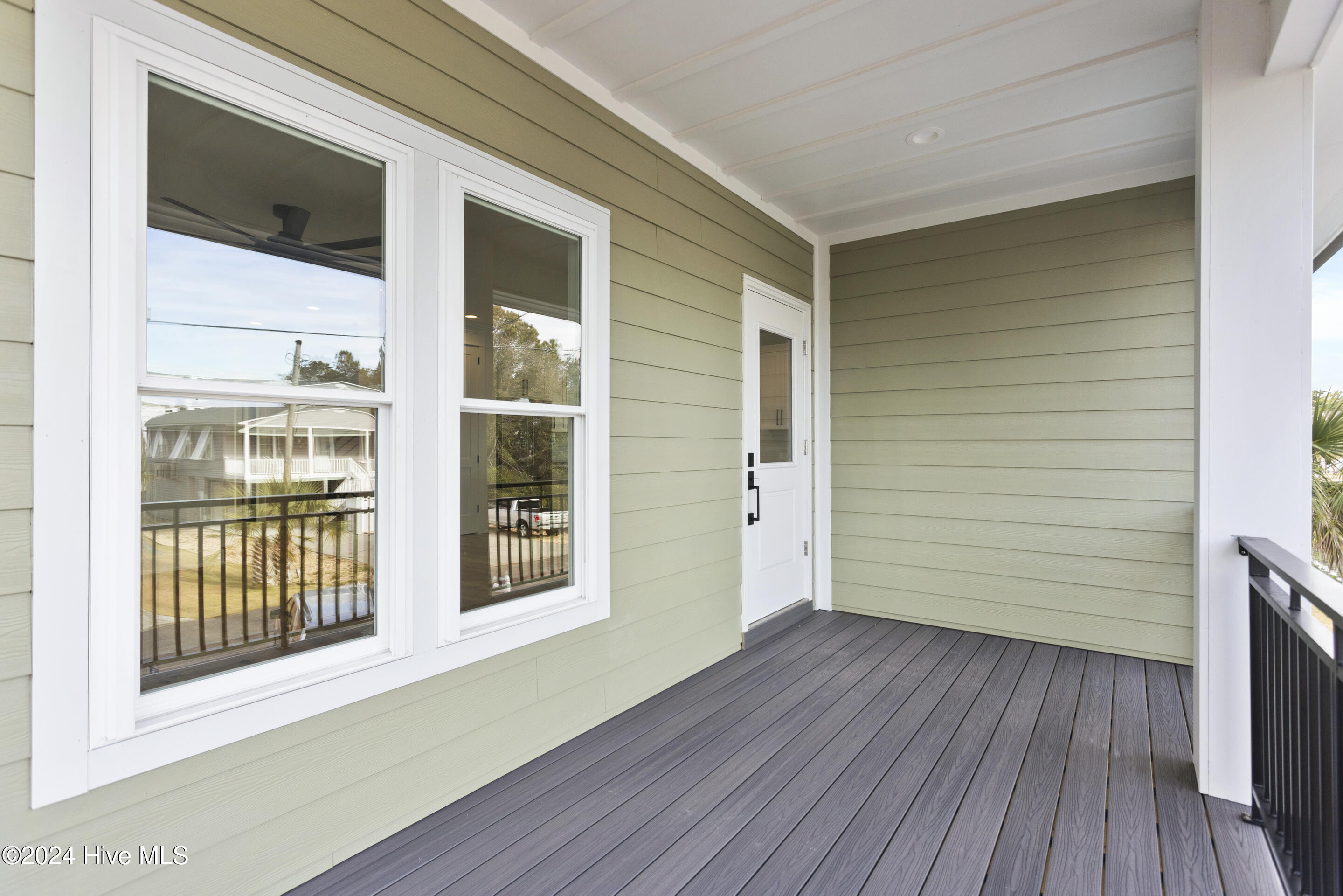 100559192 | Photo 20