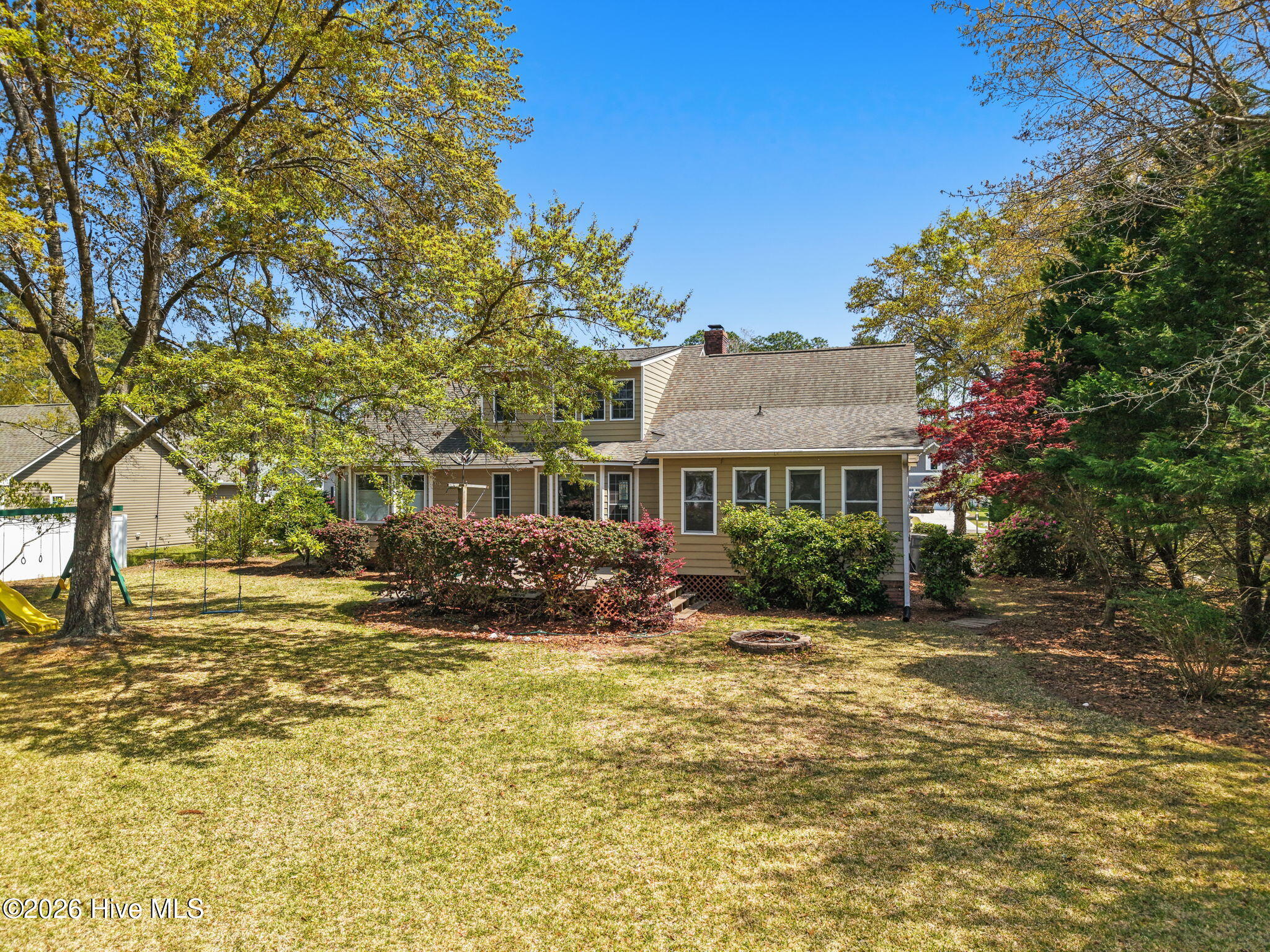 100564721 | Photo 64