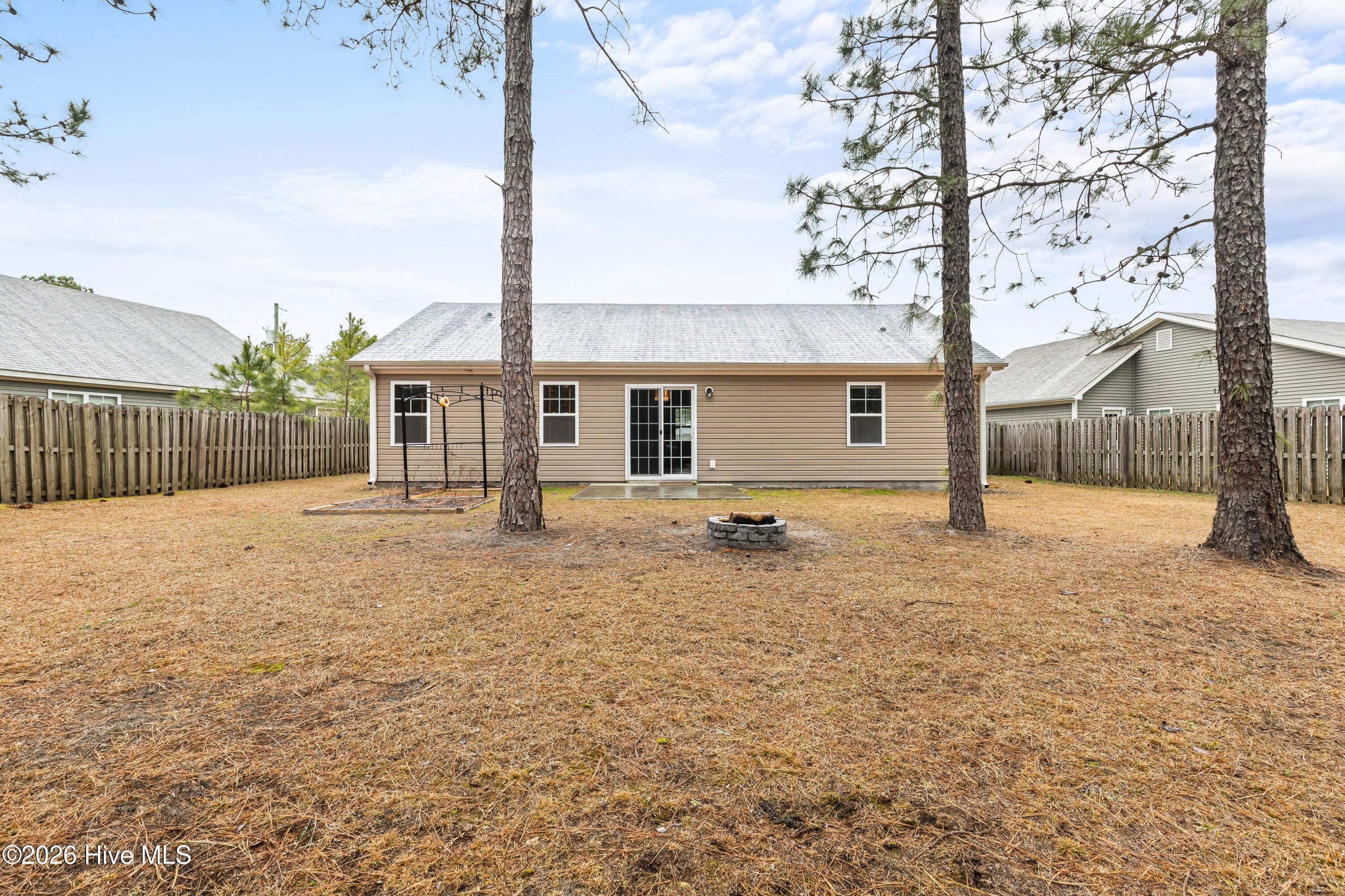 100557178 | Photo 28