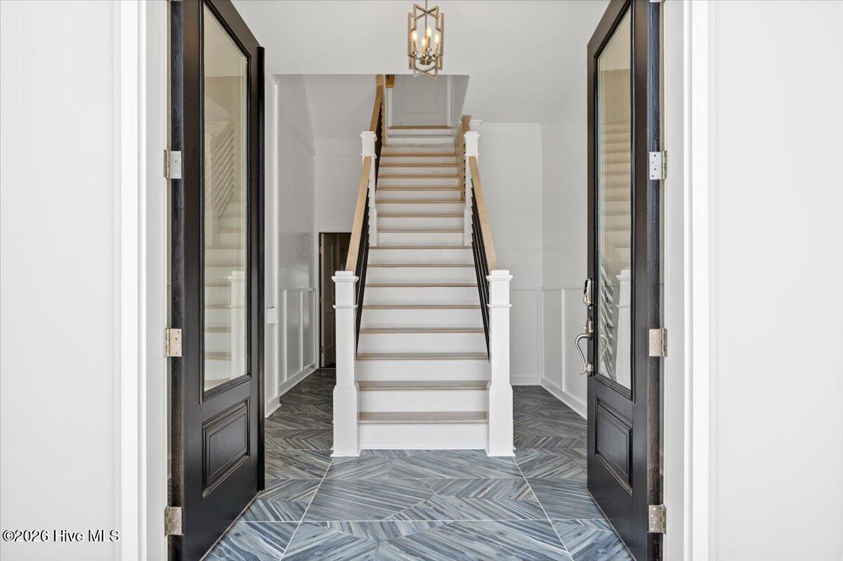 100552016 | Photo 67